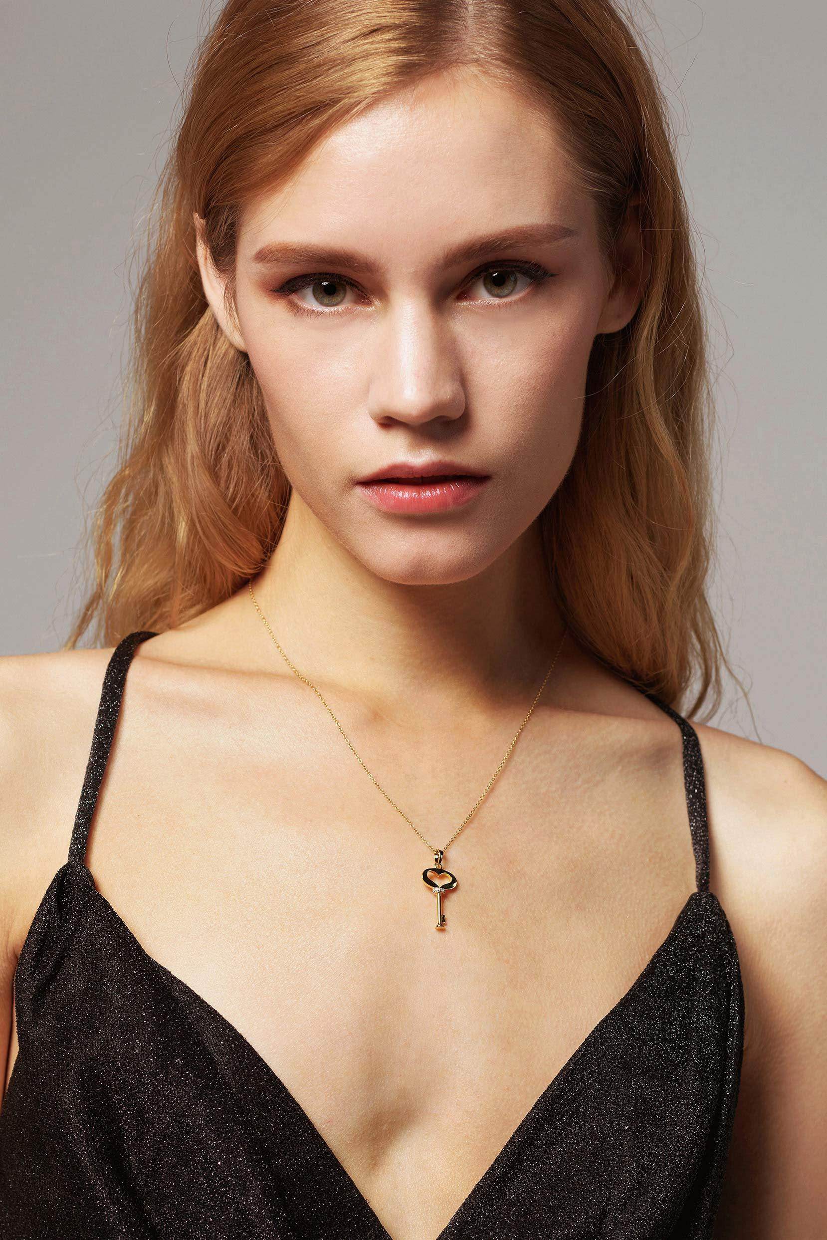 Elegant Crystal Plated Necklace CX0017 - Perfect for Weddings, Parties & Everyday Wear