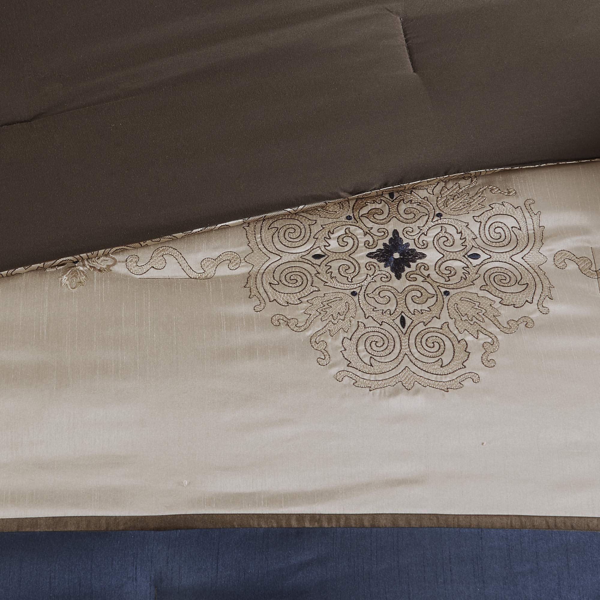 Madison Park Essentials Delaney 24-Piece Luxury Bedding Set - Satin Jacquard Comforter, Sheets, Decorative Pillows & Curtains - All Season King Size (104