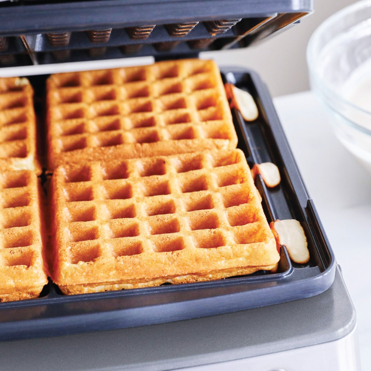 Elite Ceramic Nonstick 4 Square Waffle Maker | Premium Stainless Steel Construction | Perfect for Breakfast, Brunch & Family Gatherings