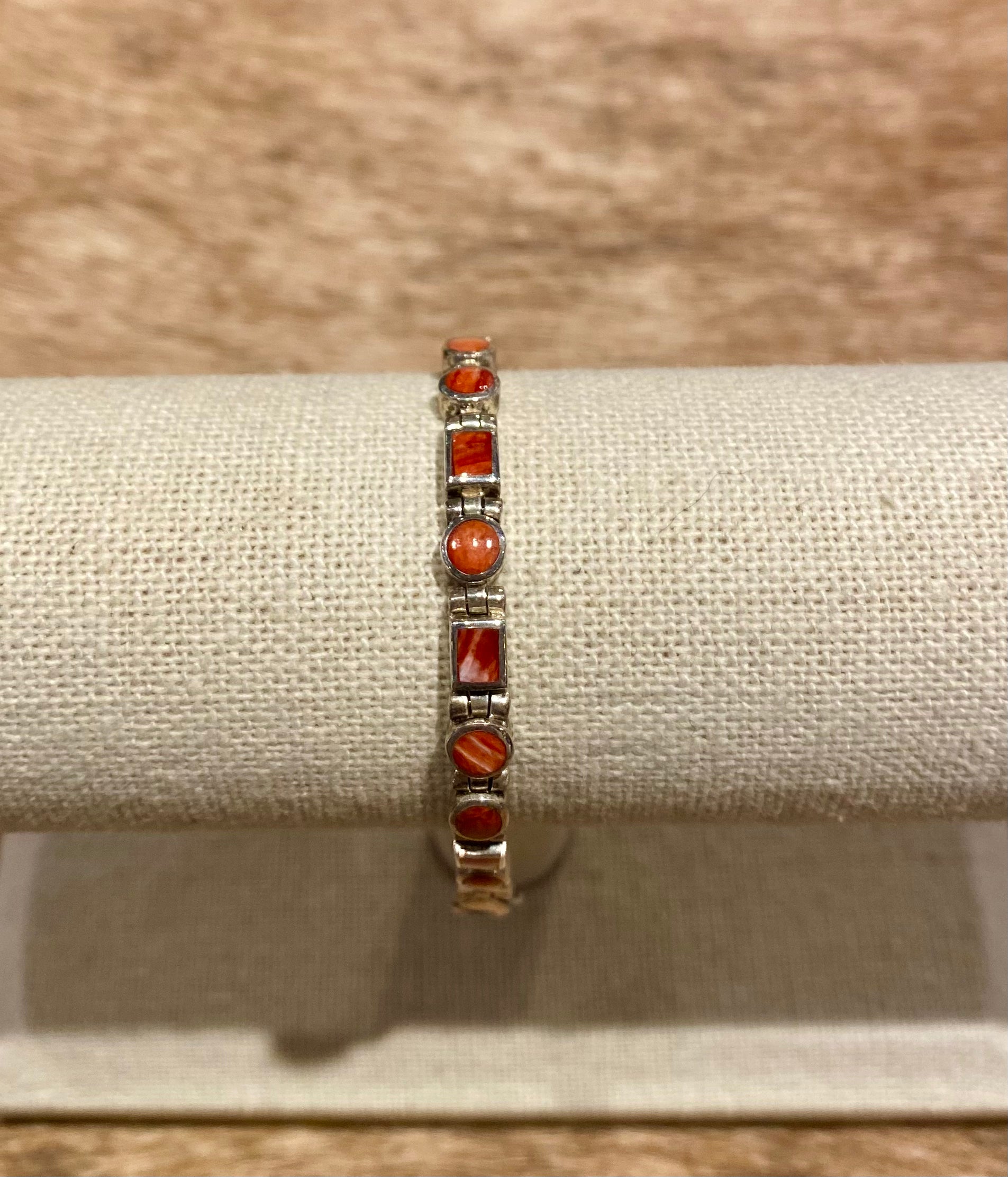 Authentic Spiny Oyster Shell Beaded Bracelet - Handmade Boho Jewelry for Women - Perfect for Beach Vacations & Summer Fashion