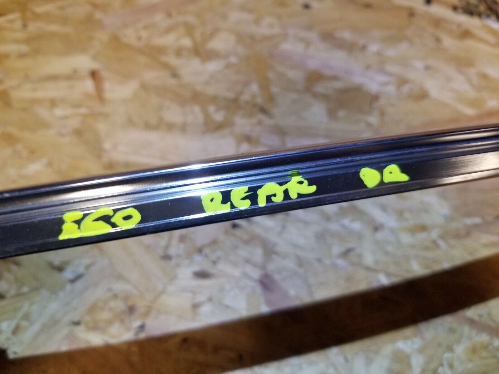 2004-2007 BMW 530xi E60 Left Rear Door Chrome Trim Molding - Genuine OEM Replacement Part for Luxury Car Interior Upgrade | Perfect for Vehicle Restoration & Customization Projects