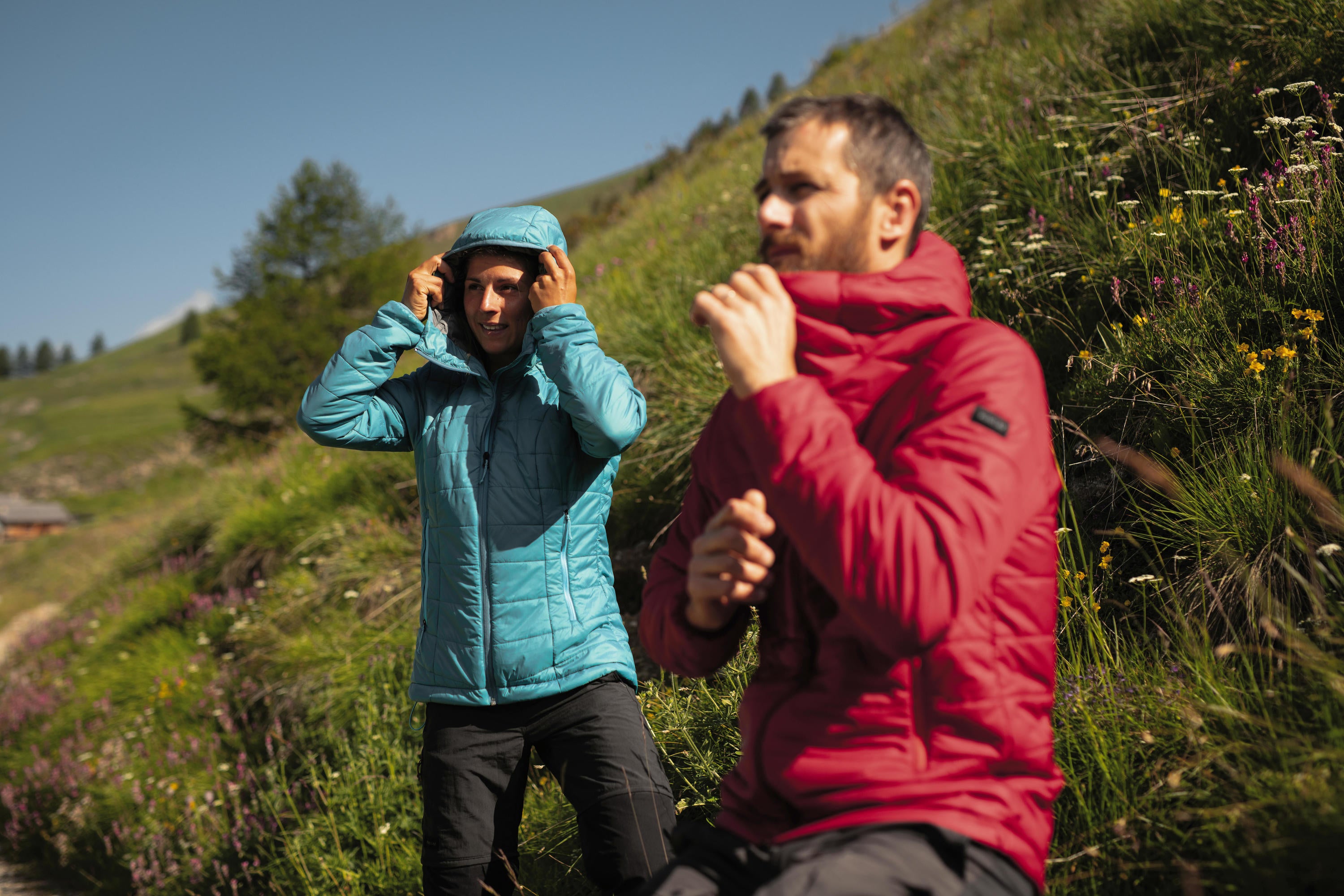 Forclaz Women's MT100 Lightweight Hooded Synthetic Jacket - Waterproof Windbreaker for Hiking, Camping & Outdoor Adventures