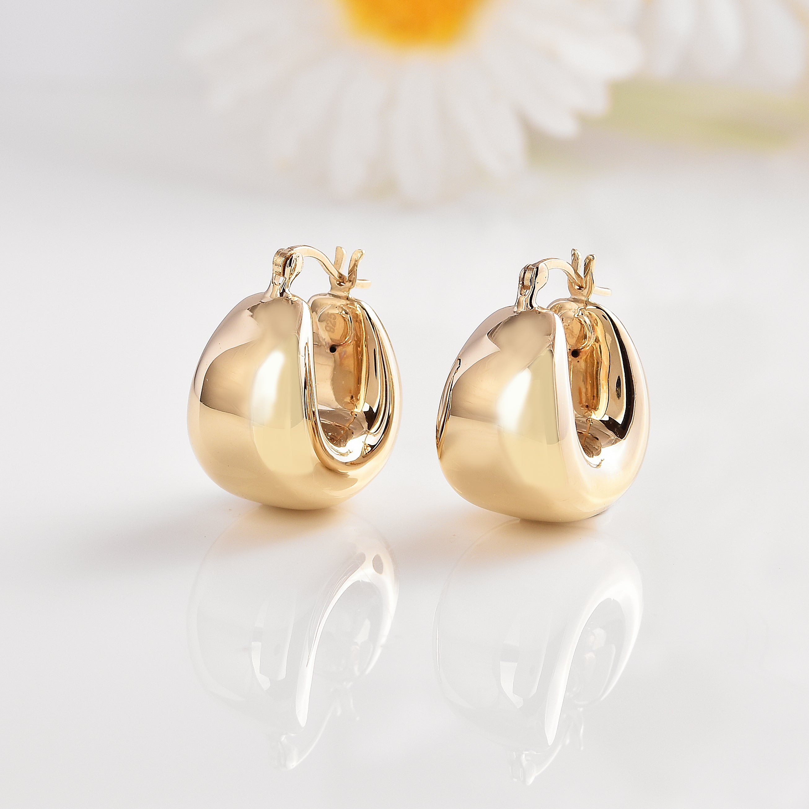 18K Gold Vermeil Huggie Hoop Earrings for Women - Minimalist Everyday Hoops, Hypoallergenic & Tarnish Resistant - Perfect for Work, Date Night & Gifts