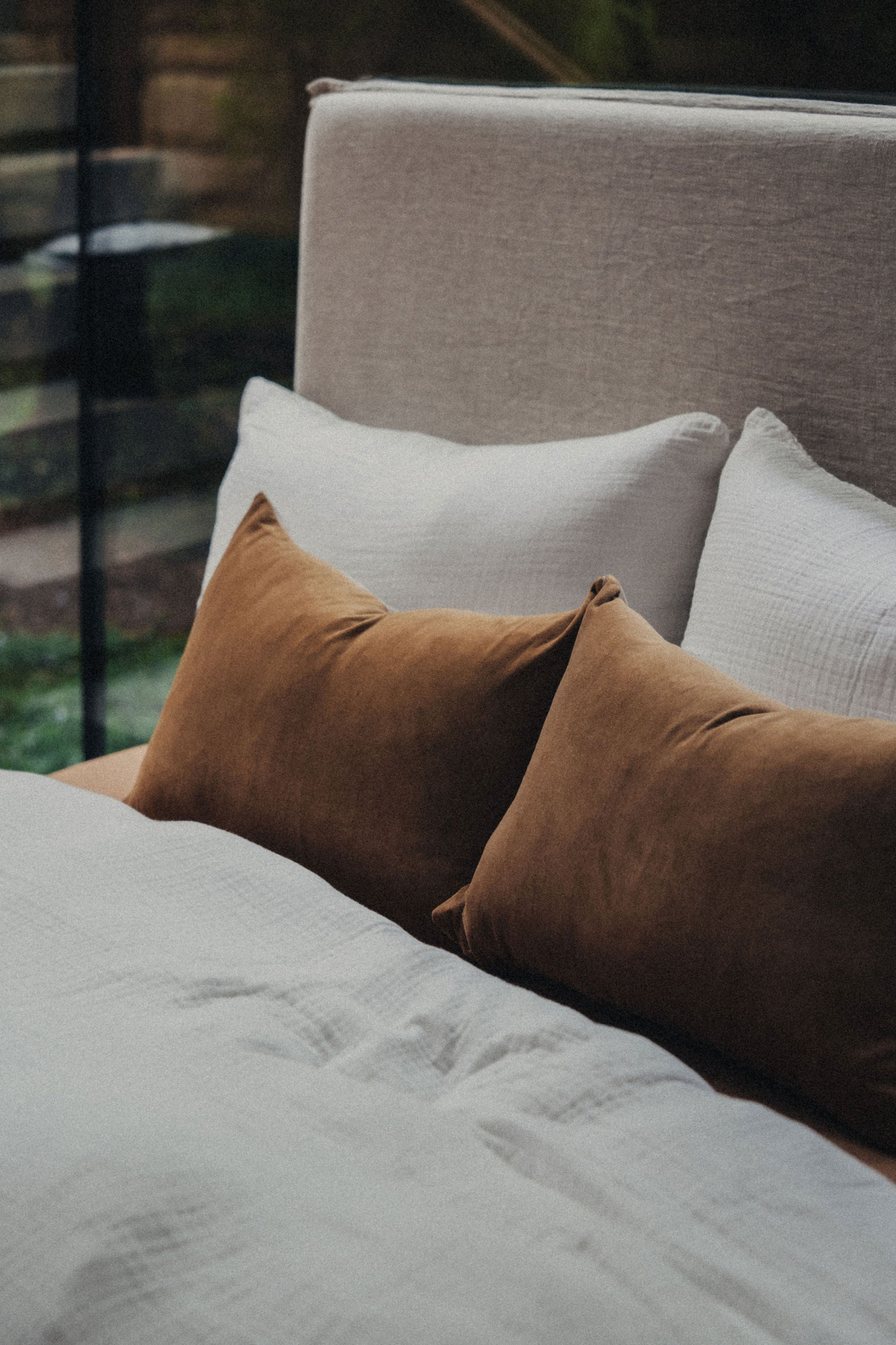 Premium Linen & Velvet Throw Pillow Covers - Soft Nutmeg Brown Decorative Cushion Covers for Sofa, Bed, Chair - Home Decor & Living Room Accent