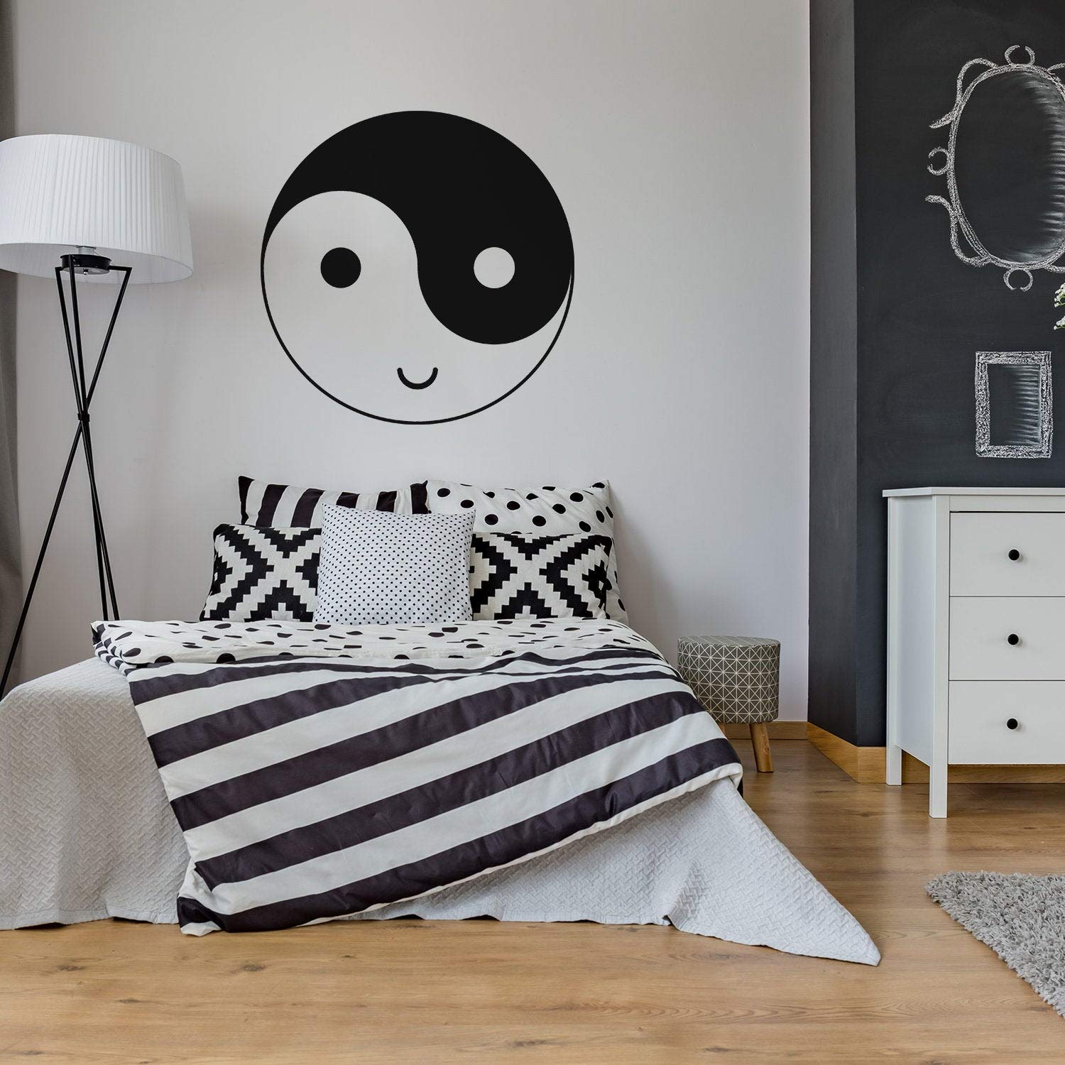 Yin Yang Vinyl Wall Decal - Peace Love Symbol Yoga Art Sticker for Home Decor, Bedroom, Office & Meditation Space - Black & White Circle Mural Gift for Yoga Lovers