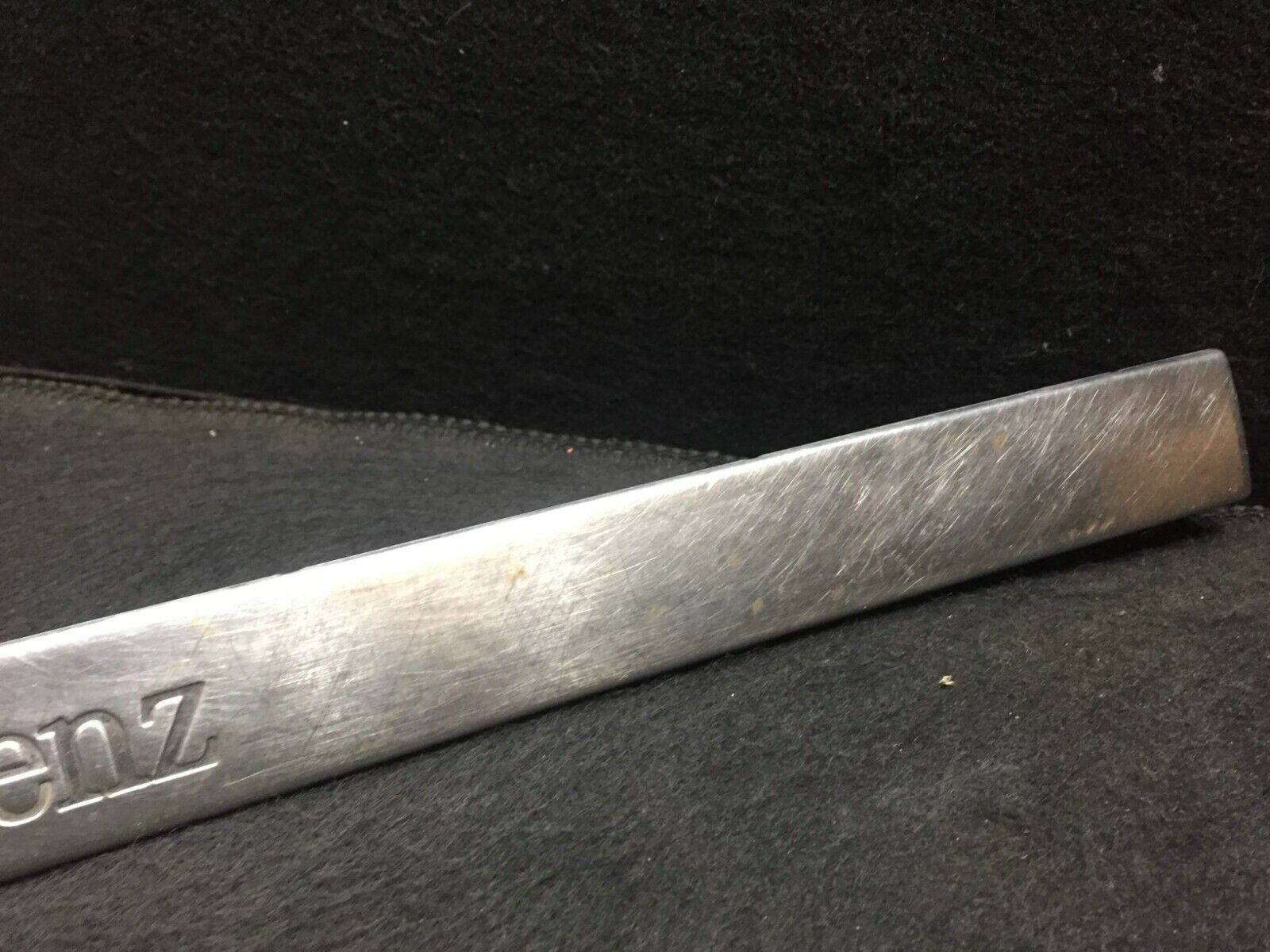 Mercedes W163 ML320 Right Passenger Side Front Door Scuff Plate OEM - Perfect Fit Replacement for 2000-2003 Models - Enhance Interior Protection & Style