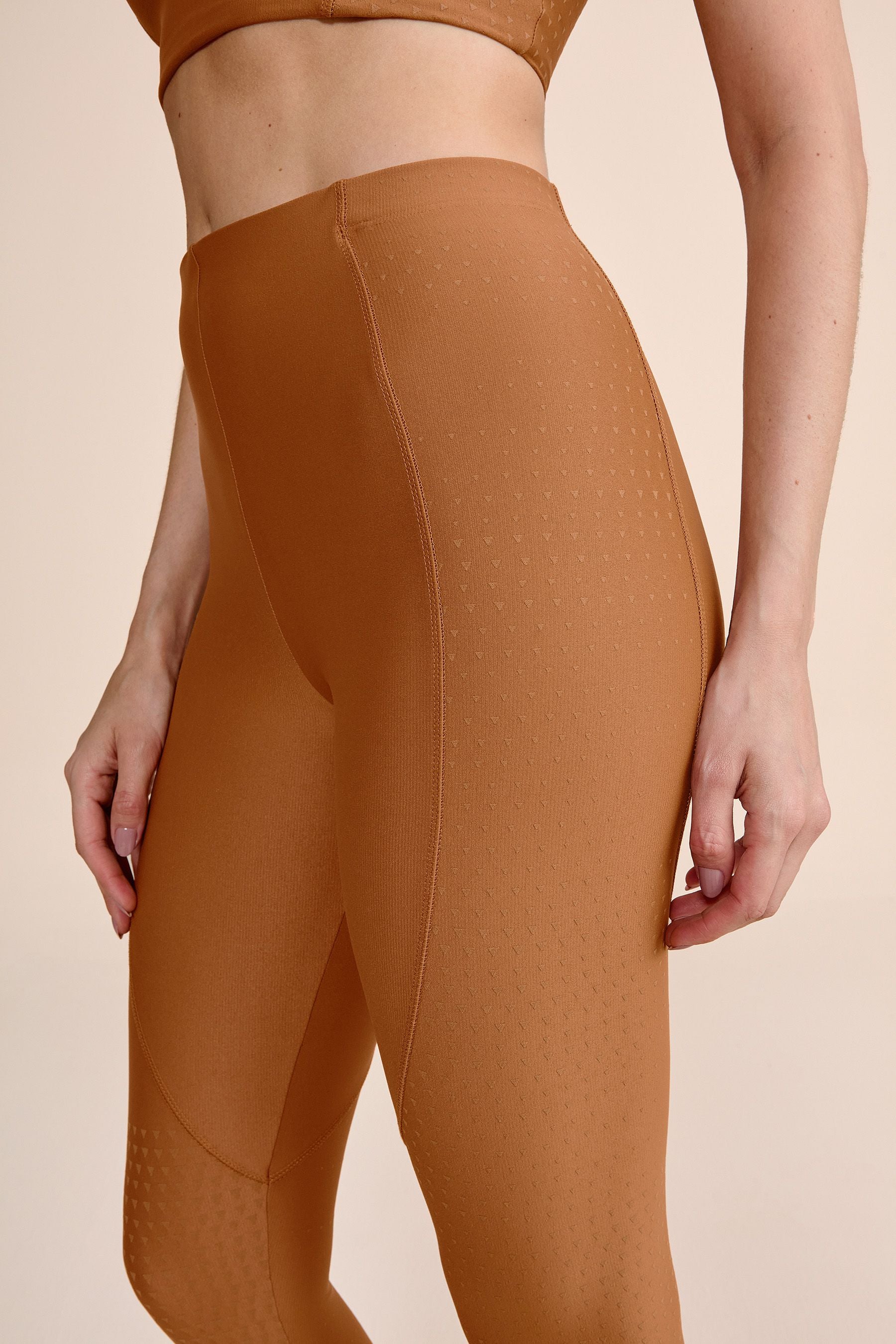 Allure® Mat Adaptiv High-Waisted Yoga Leggings for Women - Moisture-Wicking, 4-Way Stretch Workout Pants for Yoga, Pilates & Gym - Plus Size Available