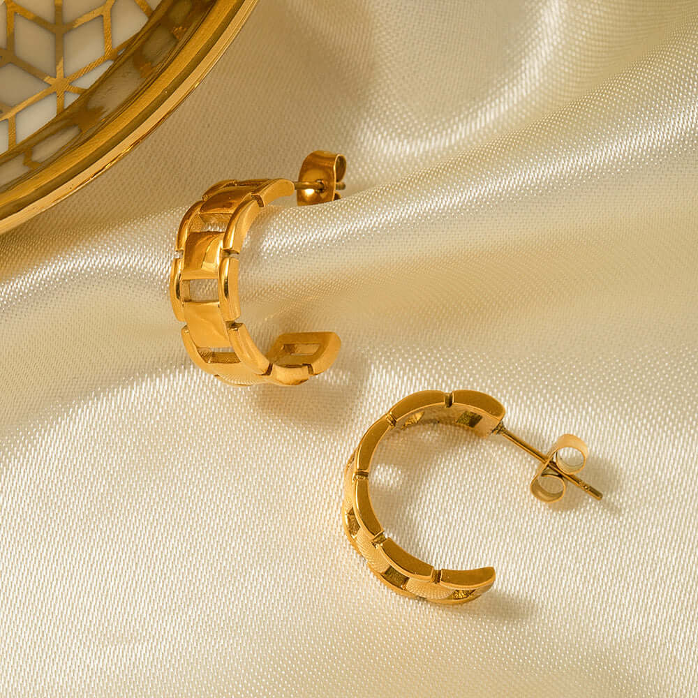 18K Gold Plated C Hoop Earrings for Women - Classic Elegant Watchband Design Jewelry Gift | Perfect for Everyday Wear, Office, Parties & Special Occasions