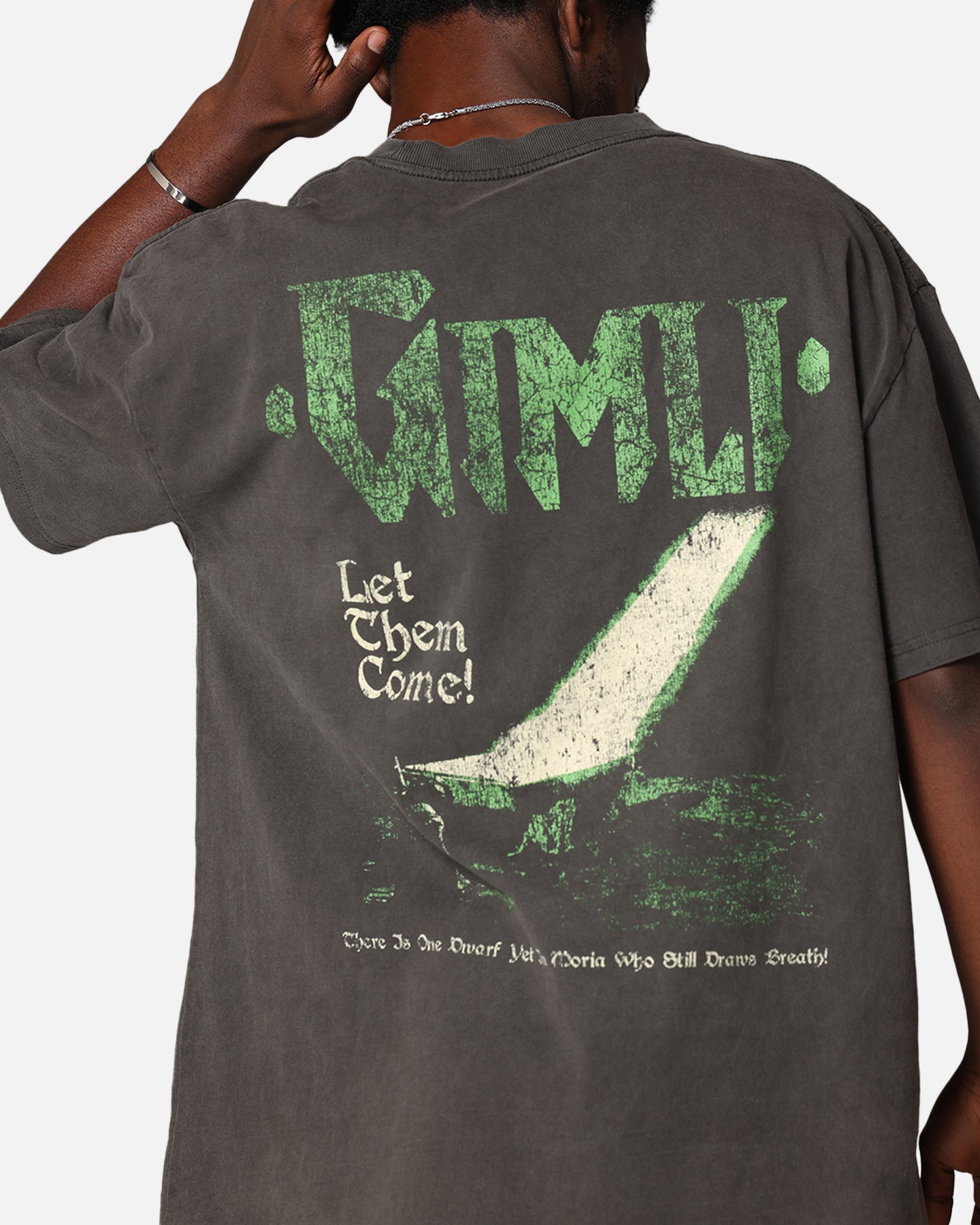 Lord of the Rings Gimli Toss Heavy Cotton T-Shirt - Black Vintage Wash | Officially Licensed LOTR Merchandise | Perfect for Cosplay, Movie Nights & Fantasy Fans