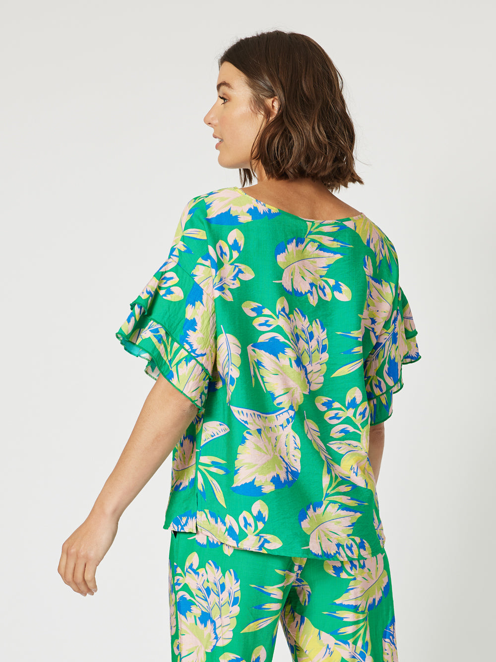 Clarity Oasis Top Green - Stylish Women's Fashion Tunic for Casual Wear, Office & Outdoor Activities