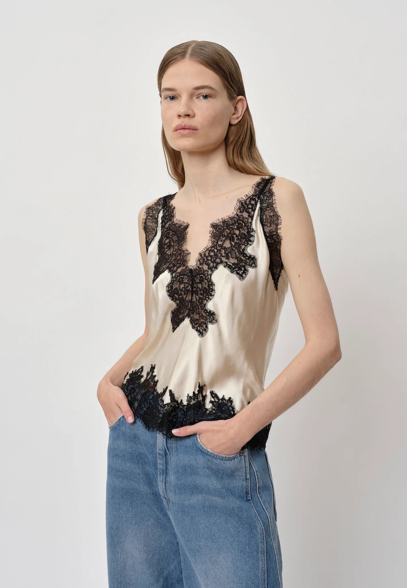 Herskind Zew Top - Stylish Women's Fashion Blouse for Casual & Office Wear | Trendy Tops for Everyday Outfits & Work Attire