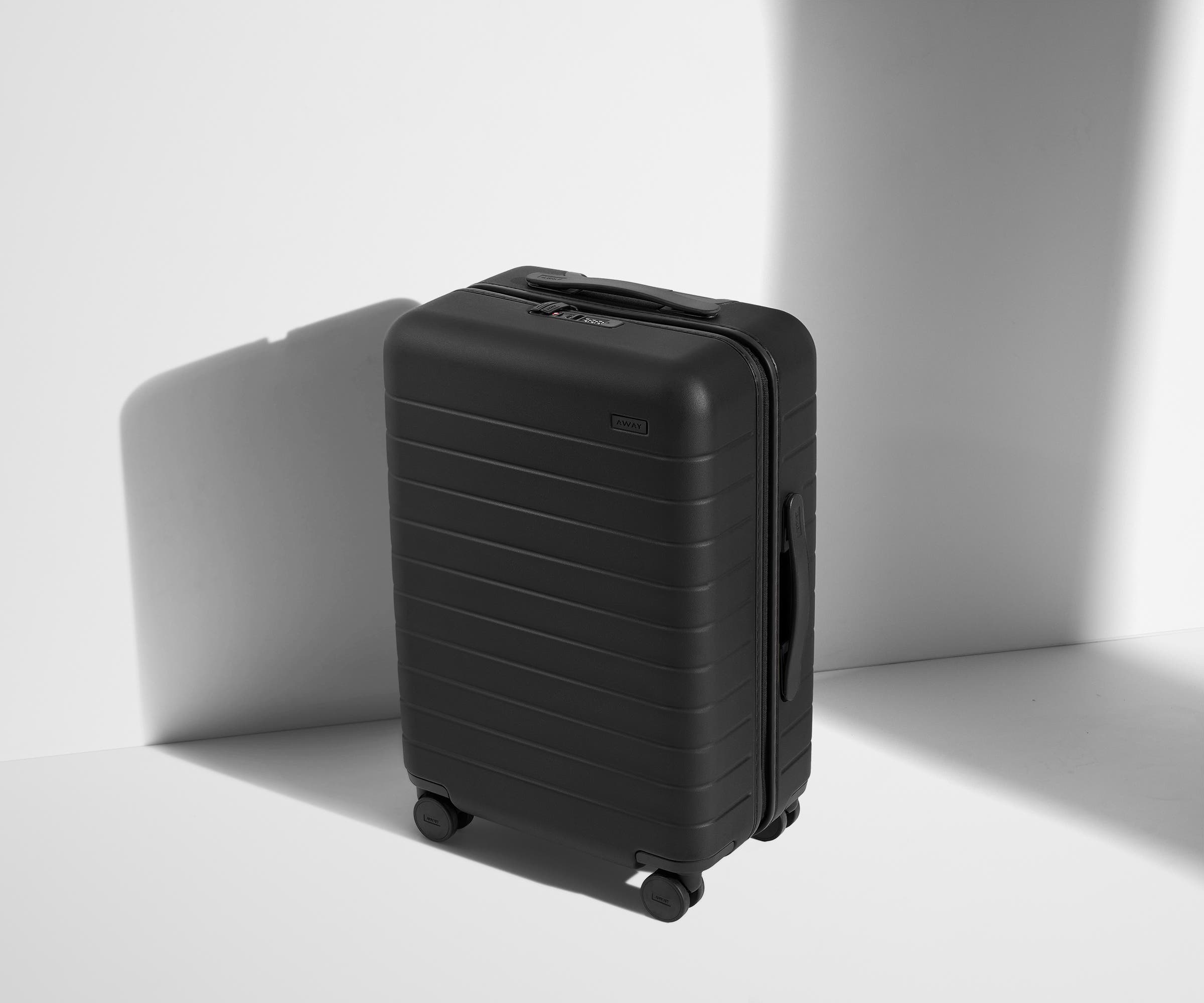 Jet Black The Bigger Carry On Luggage - Perfect for Air Travel, Business Trips & Weekend Getaways
