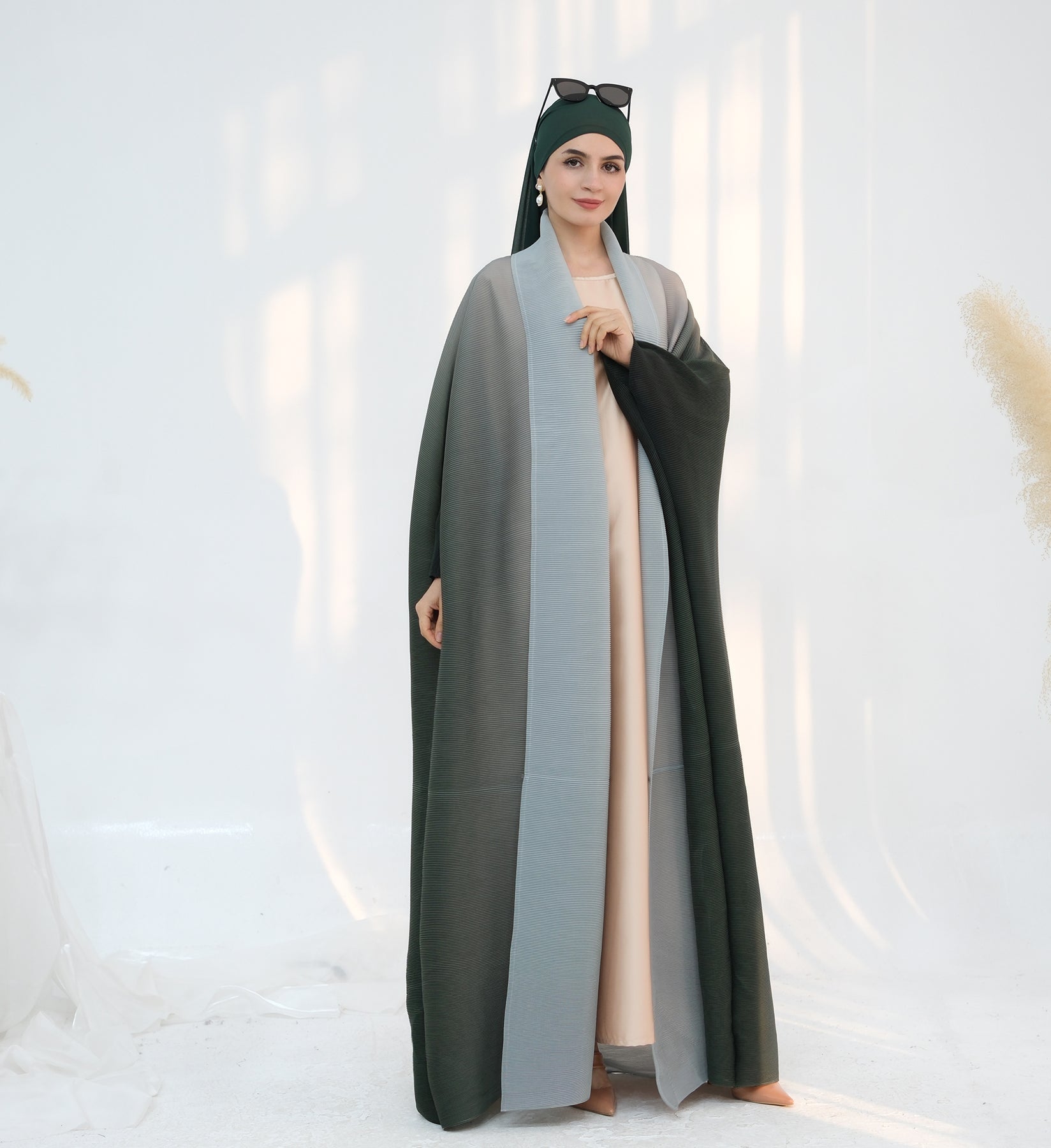Elegant Kenyat Pleated Ombre Kimono Open Abaya - Green Flowy Muslim Dress for Women | Perfect for Eid, Prayer, Wedding & Special Occasions