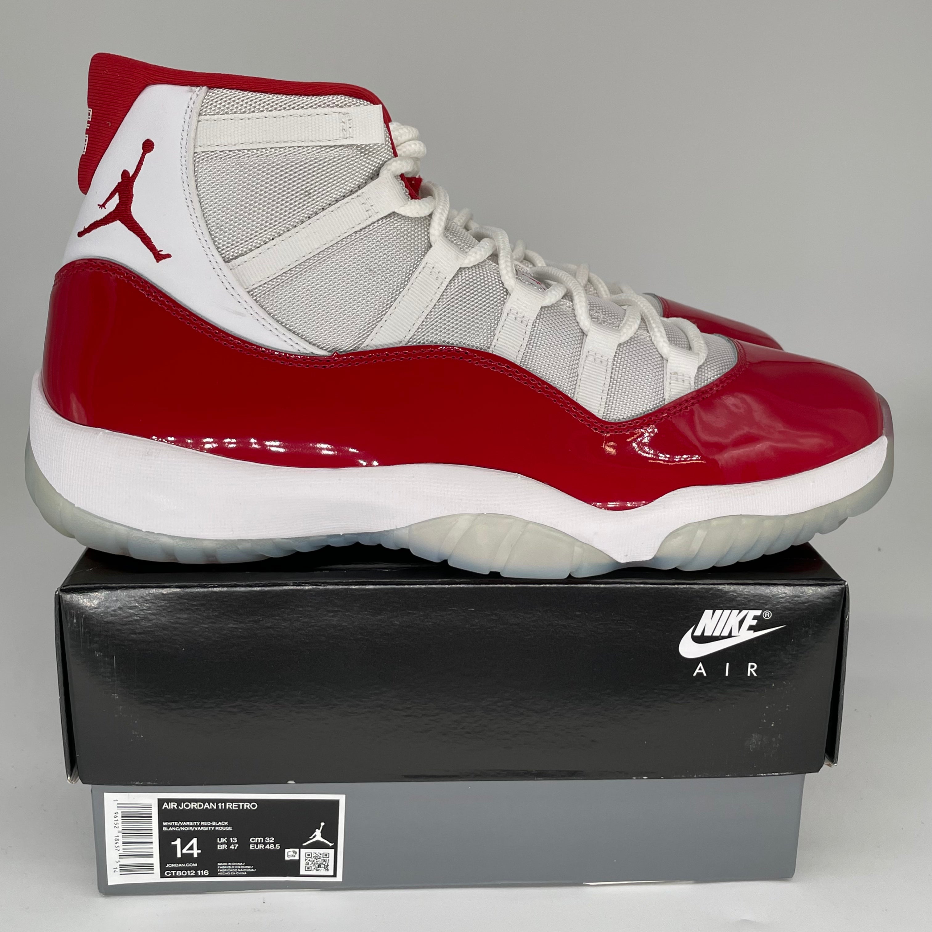 AIR JORDAN 11 Retro 