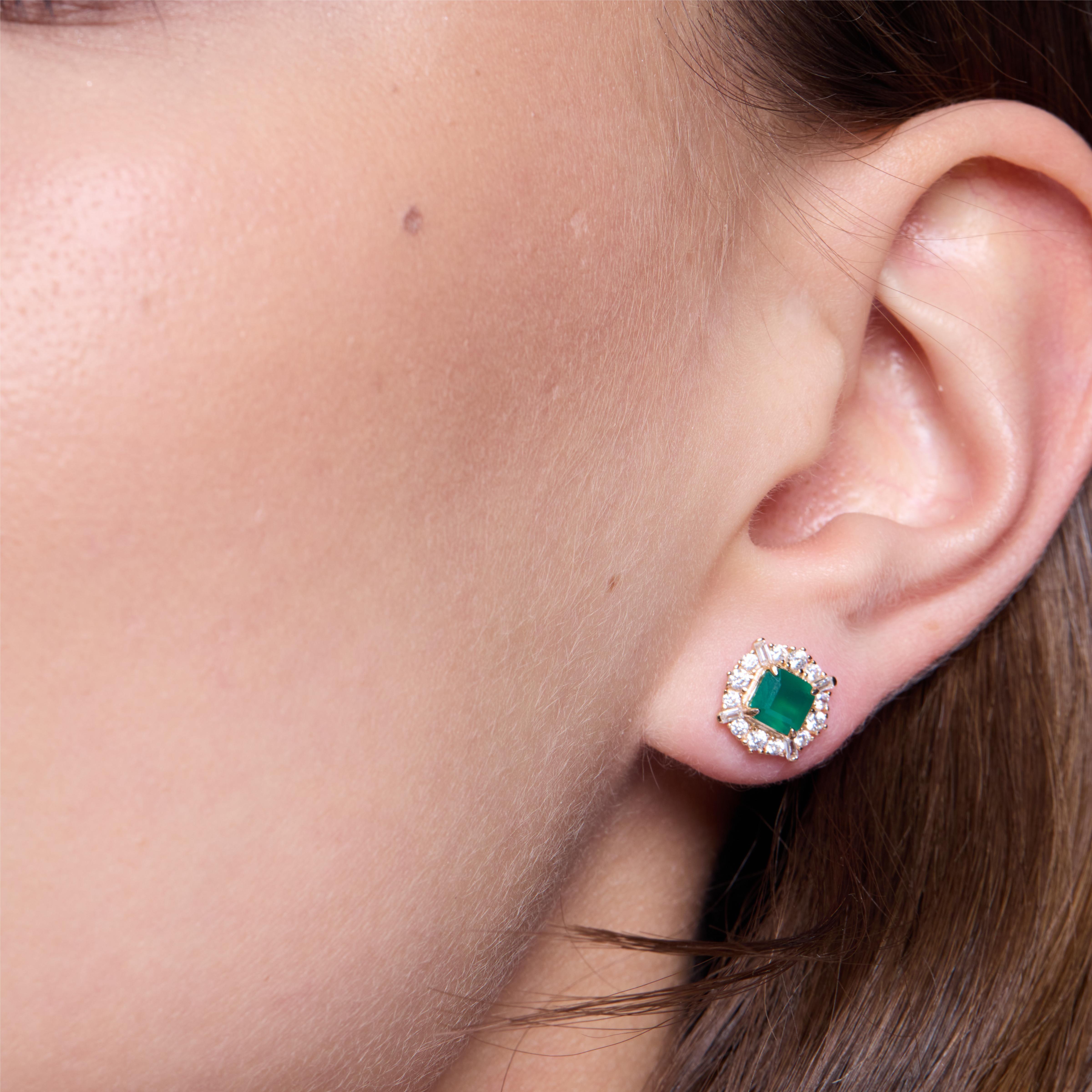 Elegant Green Agate Stud Earrings for Women - Natural Stone Jewelry Gift for Birthday, Anniversary & Everyday Wear