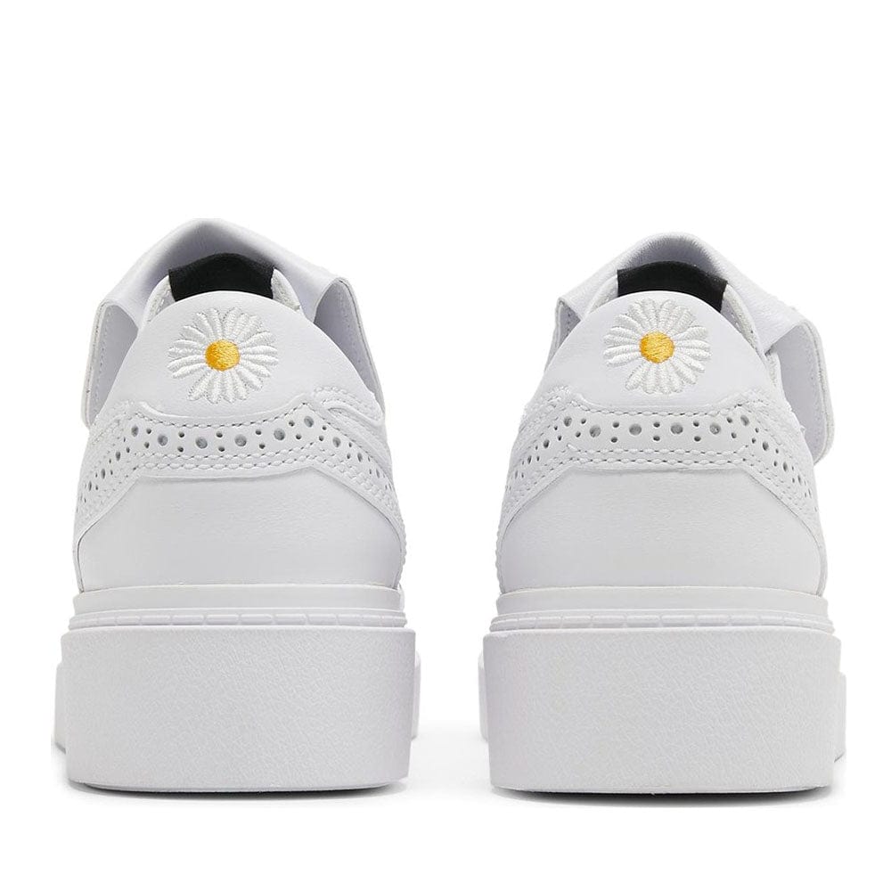 Nike x Peaceminusone Kwondo 1 Triple White Sneakers - Limited Edition White Leather High-Top Shoes for Men - Perfect for Streetwear Fashion & Sneaker Collectors