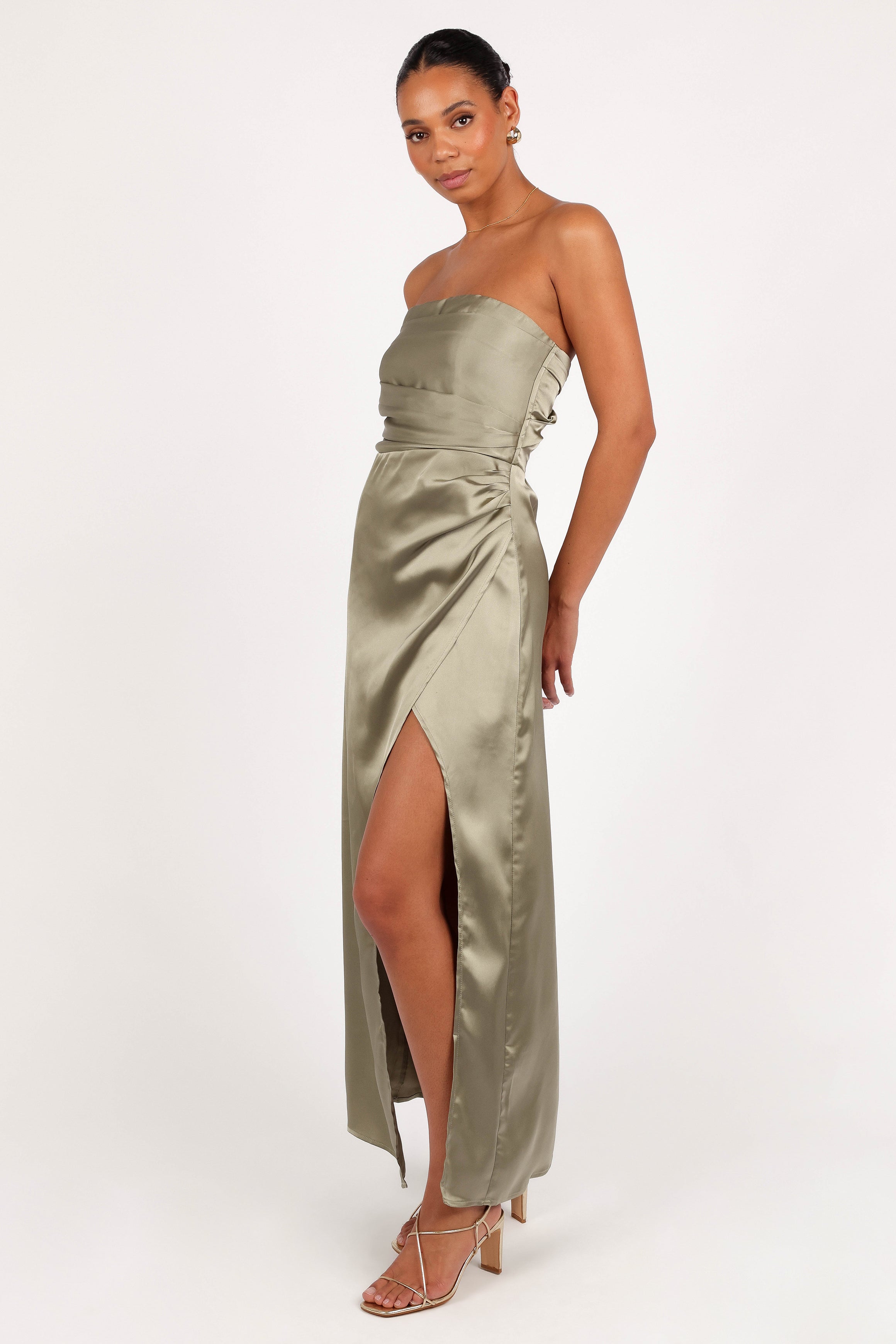 Strapless Maxi Dress for Women - Olive Green Flowy Summer Beach Dress | Perfect for Weddings, Vacations & Outdoor Parties