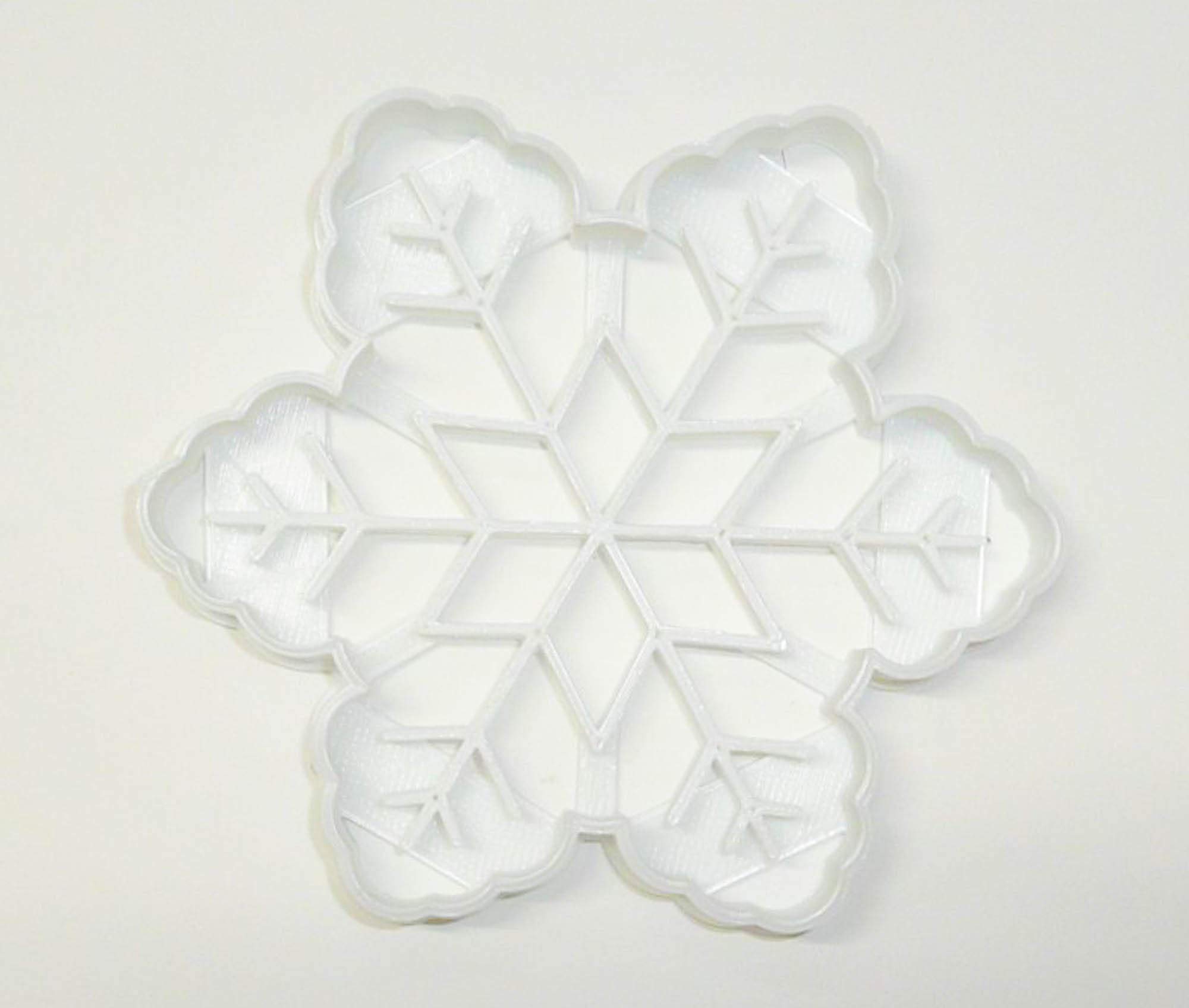 Snowflake Cookie Cutter - Winter Wonderland Design - Made in USA (PR2134) - Perfect for Holiday Baking, Christmas Cookies & DIY Decorations