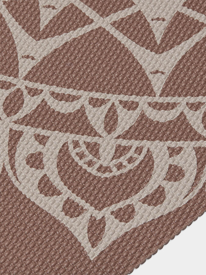 Gaiam Cinnamon Marrakesh Yoga Mat 5mm - Non-Slip Eco-Friendly Exercise Mat for Yoga, Pilates & Home Workouts - Perfect for Studio, Gym & Travel Use