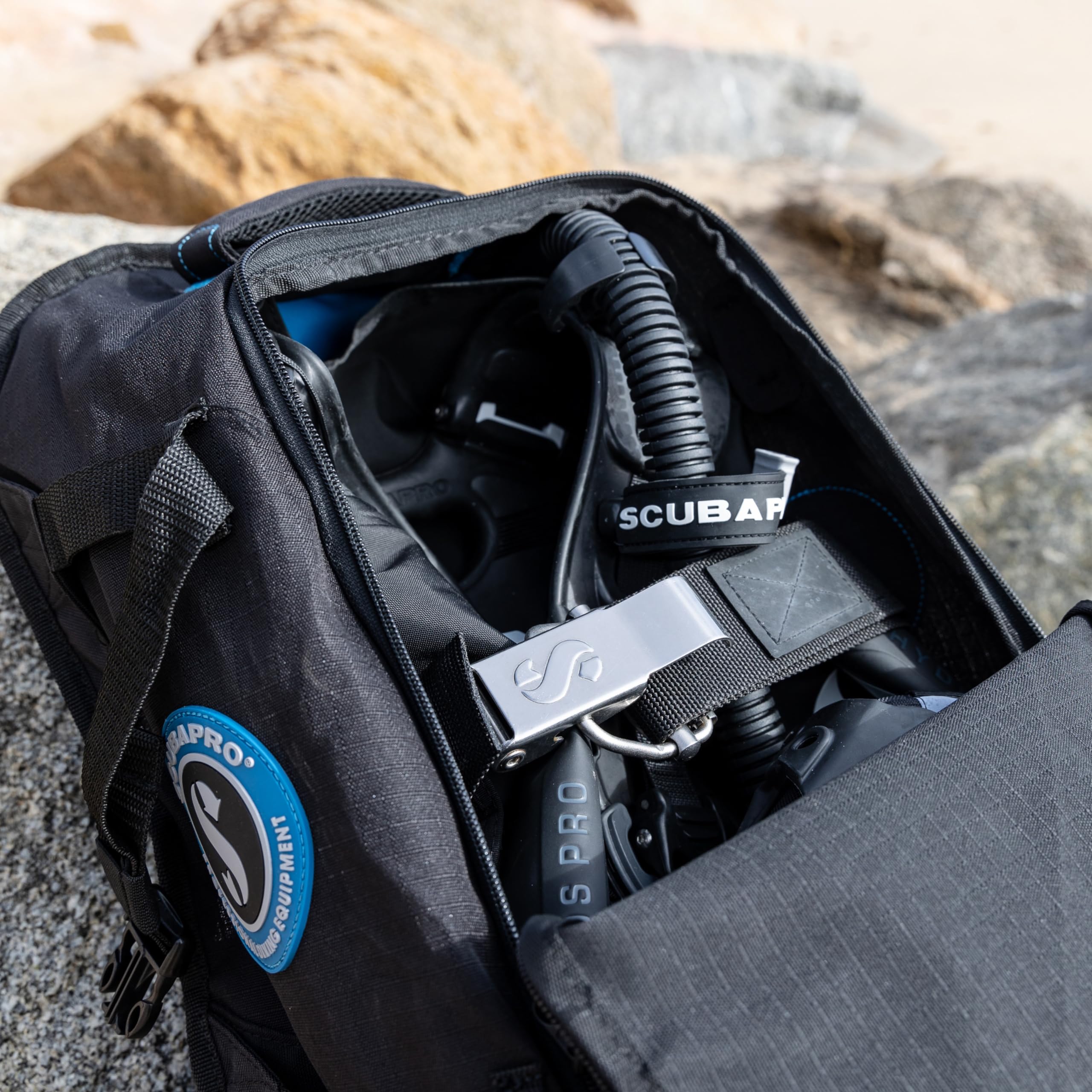 SCUBAPRO Hydros Pro Dive Gear Carry Bag - Waterproof & Durable Scuba Diving Equipment Storage for Travel & Beach Adventures