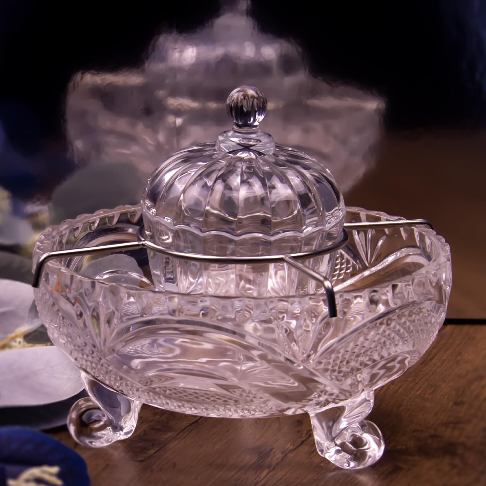 Premium Caviar Serving Set - 1 Glass Divided Bowl & 2 Mother of Pearl Spoons - Elegant Appetizer Dish for Seafood, Shrimp, Sushi - Perfect for Dinner Parties, Restaurants & Catering Events