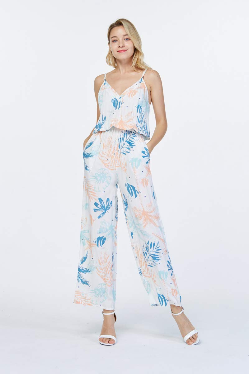 Hawaiian Luau Outfits for Family - Matching Aloha Shirts & Dresses for Men, Women, Boys & Girls - Perfect for Beach Vacations, Summer Parties & Tropical Themed Events