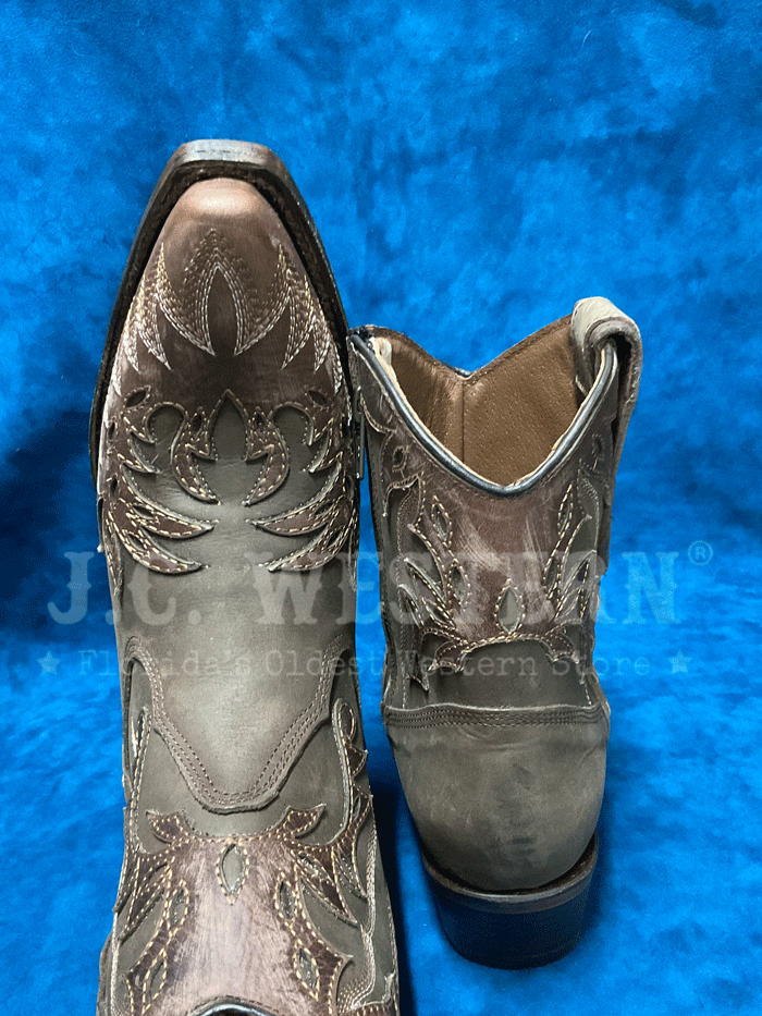 Circle G L6100 Women's Embroidery Wing Tip Ankle Boots with Zipper - Stylish Western Cowgirl Boots for Rodeo, Country Dancing & Casual Wear