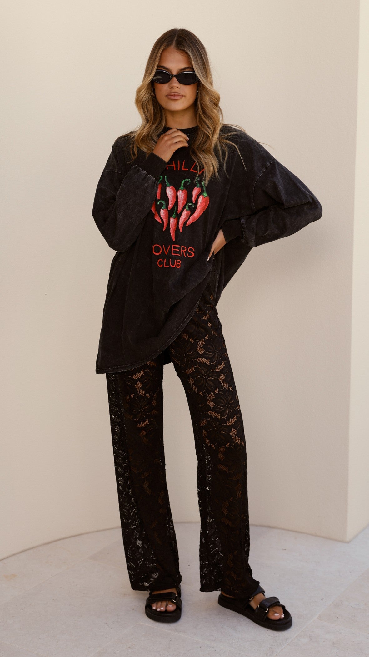 Spicy Chili Lovers T-Shirt & Pants Set - Black | Comfortable Outfit for Cooking, BBQ Parties & Casual Wear