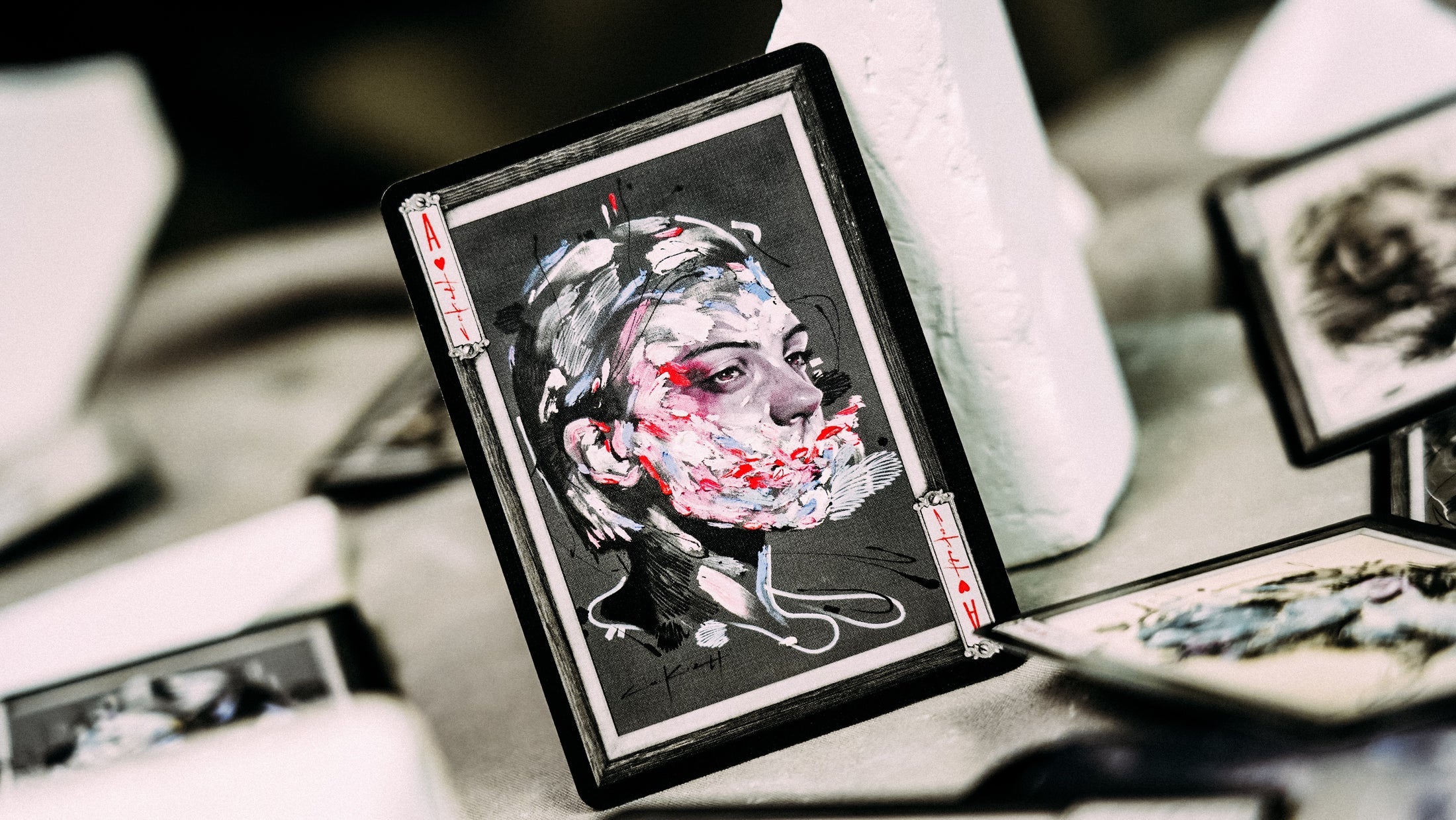 Premium Mirage Grating Collectors Box Set - Silent Playing Cards for Magic Tricks, Poker & Cardistry | Perfect Gift for Card Enthusiasts & Professional Performers