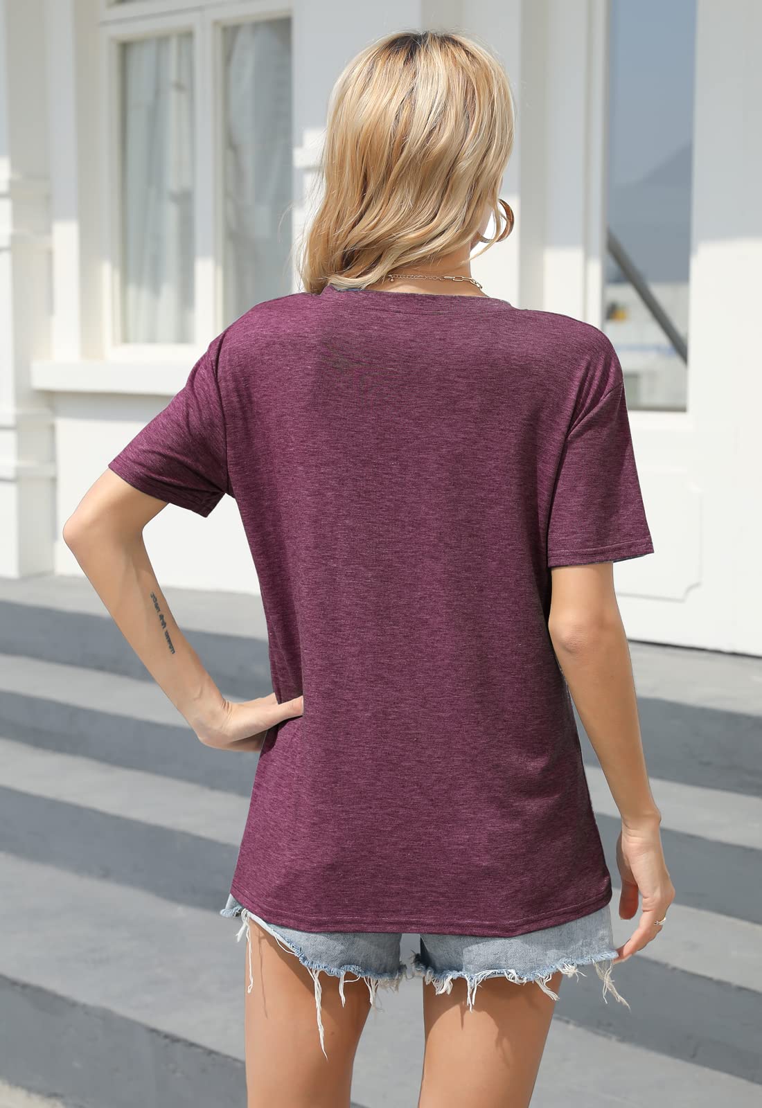 Be Kind Graphic T-Shirts for Women - Short Sleeve Summer Tops, Loose Fit Casual Tees - Perfect for Teachers, Everyday Wear & Summer Outfits