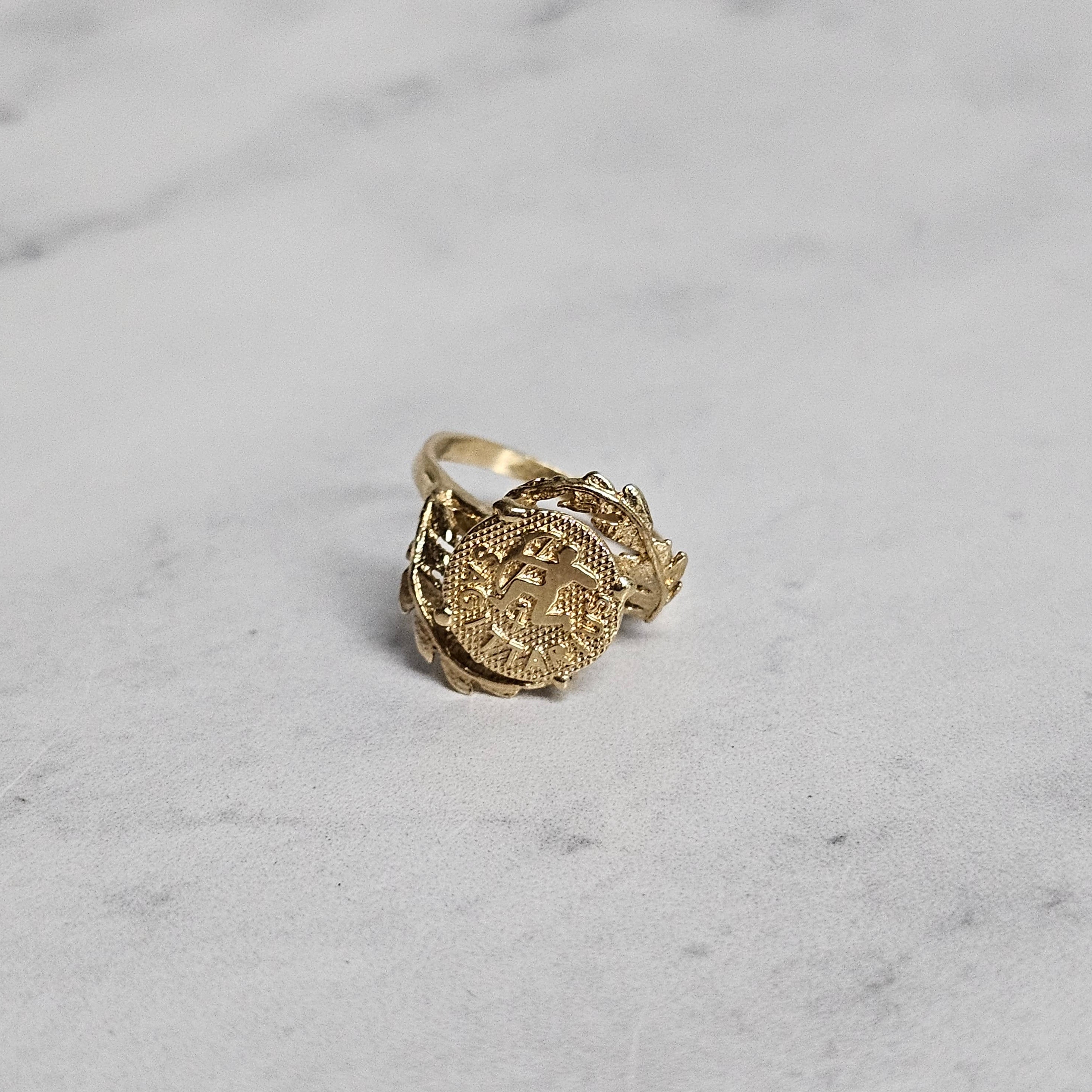 Taurus or Sagittarius Zodiac Gold Ring - 14K Solid Gold Astrology Jewelry for Women & Men - Perfect Birthday Gift & Zodiac Sign Accessory for Daily Wear