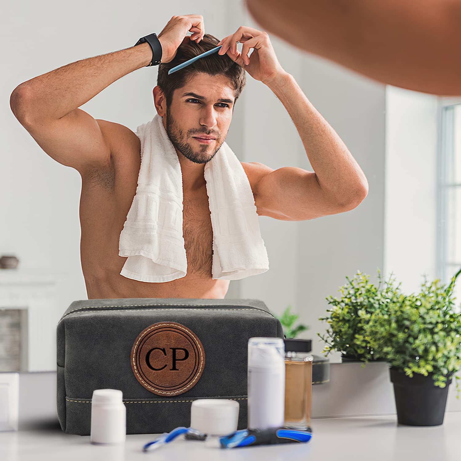 Handcrafted Personalized Leather Toiletry Bag for Men - Custom Dopp Kit for Travel, Grooming & Gifts - Ideal for Father, Husband, Boyfriend & Groomsmen - Perfect Shaving & Cosmetic Organizer for Business Trips, Weddings & Vacation Essentials