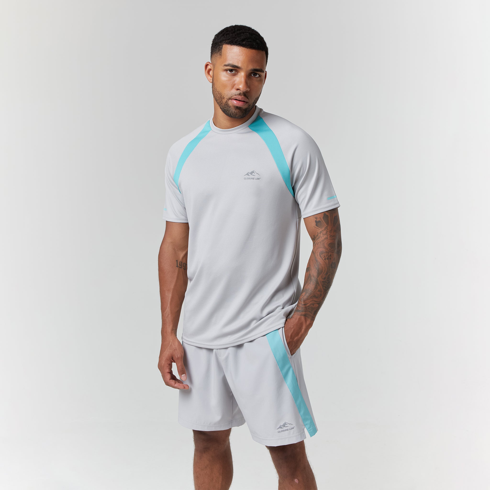Cut & Sew Stripe Training Twinset in Ice Grey Aqua - Perfect for Gym Workouts, Yoga & Casual Wear
