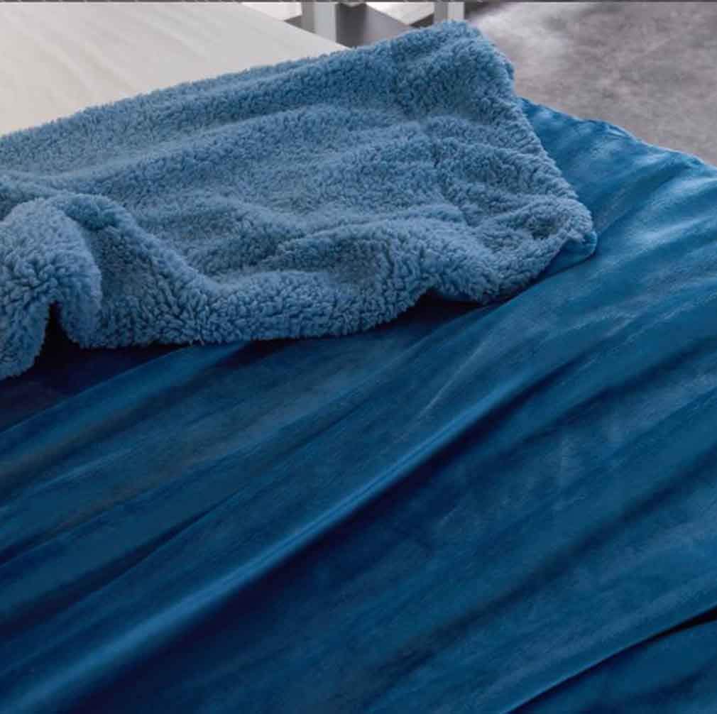 Sherpa Throw Blanket - Soft Fluffy Faux Fur & Double Thick Lamb Wool Blanket for Couch, Bed, Sofa - Cozy Winter Warm Plush Fleece Blanket for Home, Office & Travel