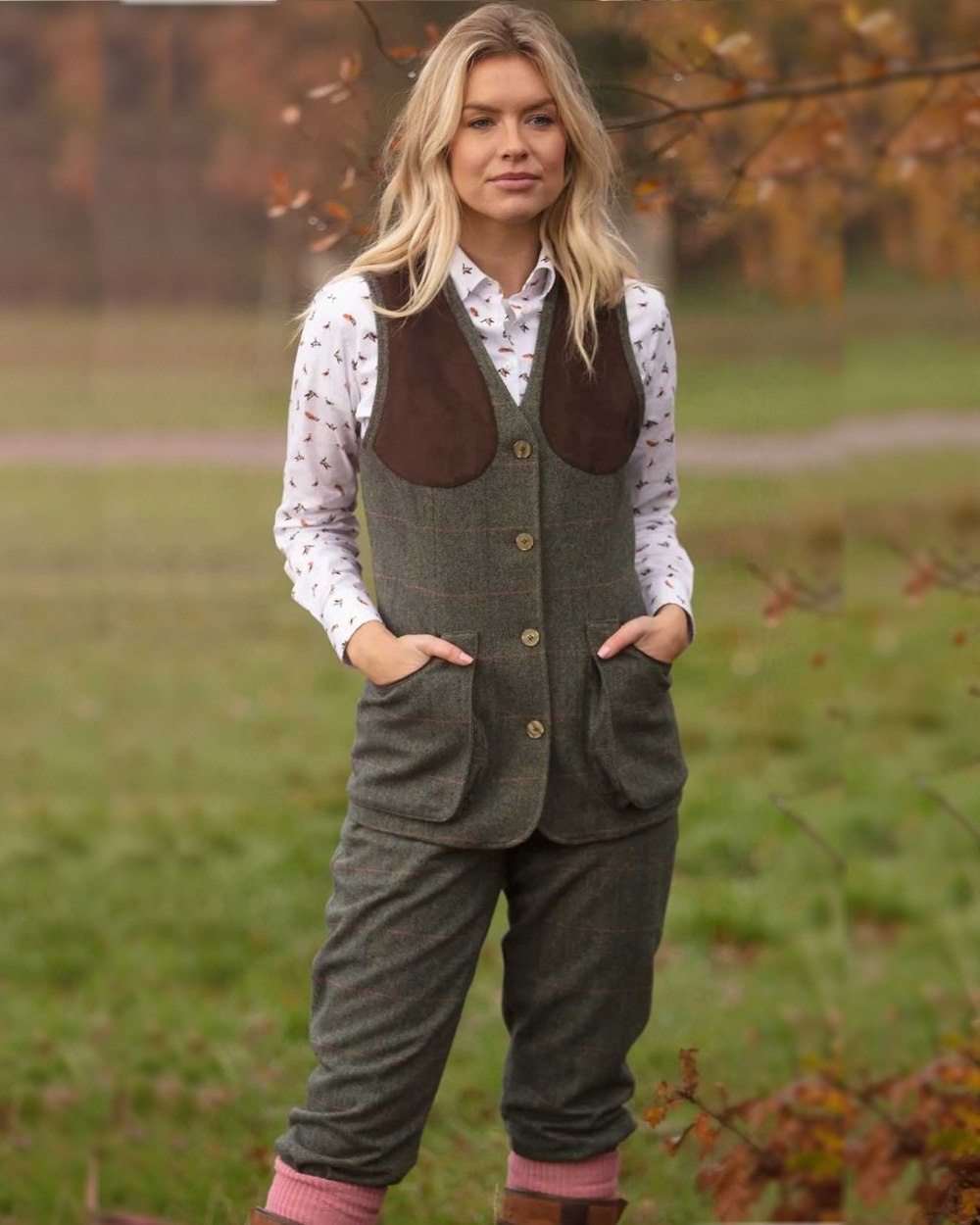 Alan Paine Combrook Ladies Tweed Breeks - Classic British Style Women's Tweed Pants for Outdoor Activities & Countryside Wear