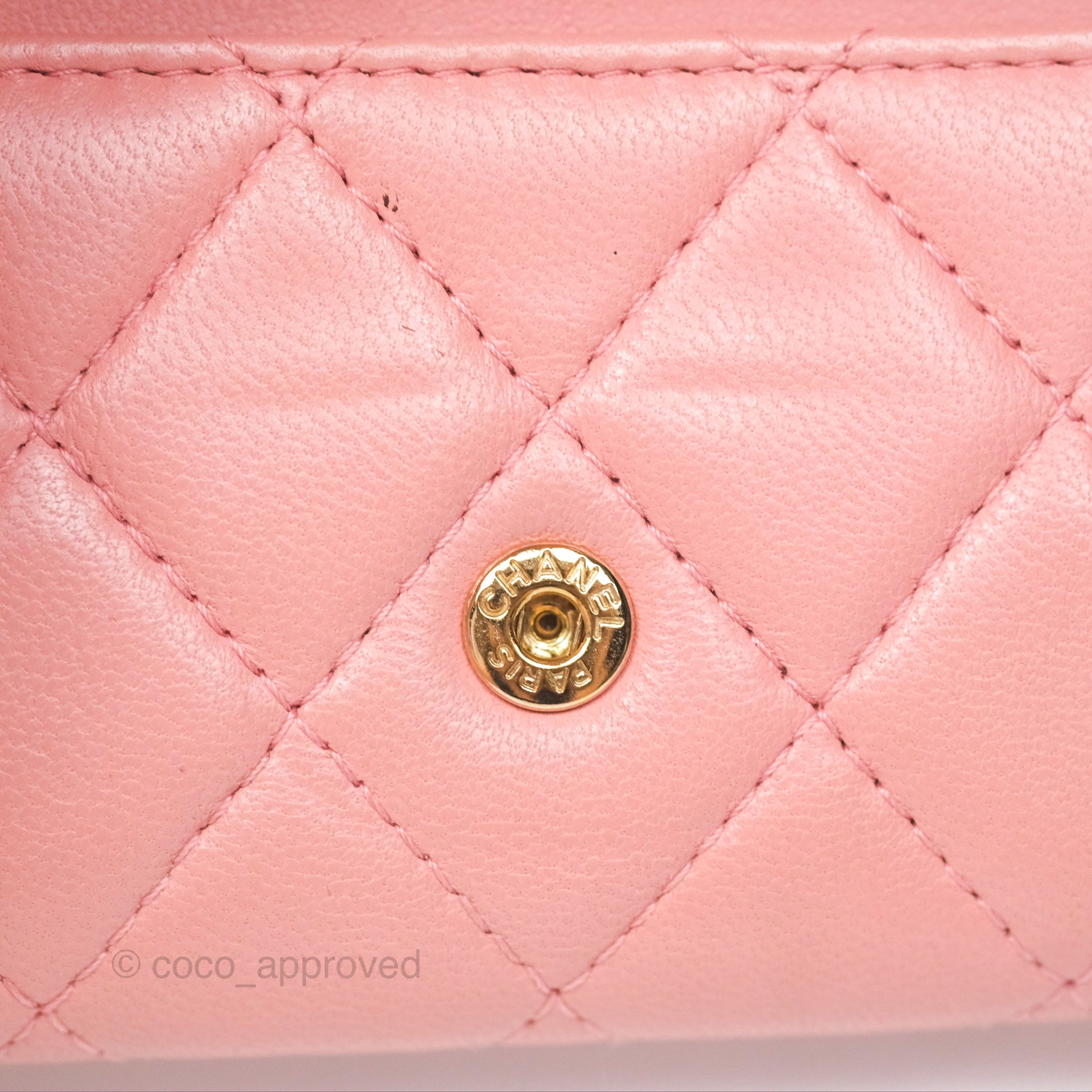 Chanel Classic Flap Card Holder in Pink Quilted Lambskin with Gold Hardware - Luxury Wallet for Women, Perfect for Everyday Use & Special Occasions