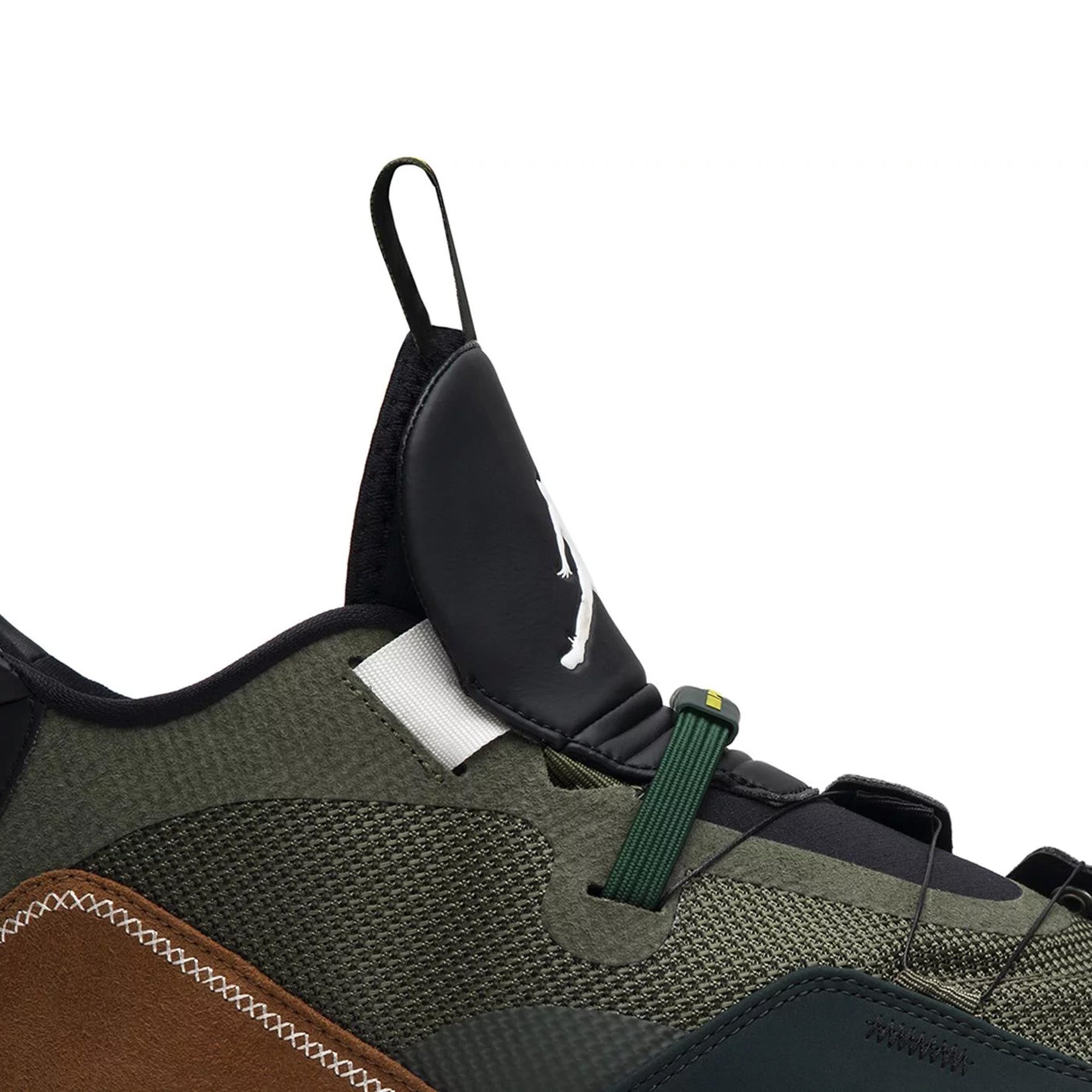 Air Jordan XXXIII 'Travis Scott' Basketball Shoes (2019) - Men's High-Top Sneakers for Performance & Streetwear Style | Perfect for NBA Games, Training & Urban Fashion