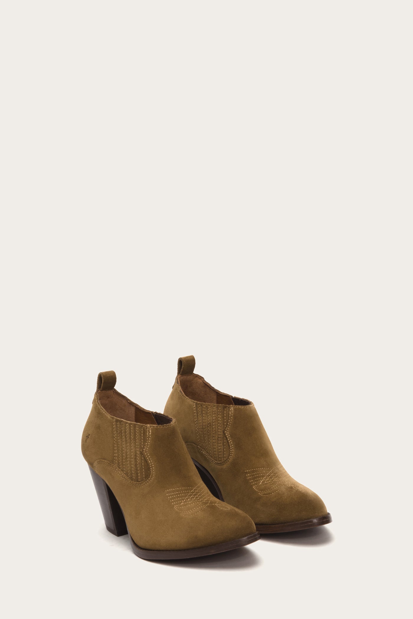 Pre-Owned Ilana Shootie - Stylish & Sustainable Fashion for Women | Perfect for Casual Outings & Eco-Friendly Wardrobe