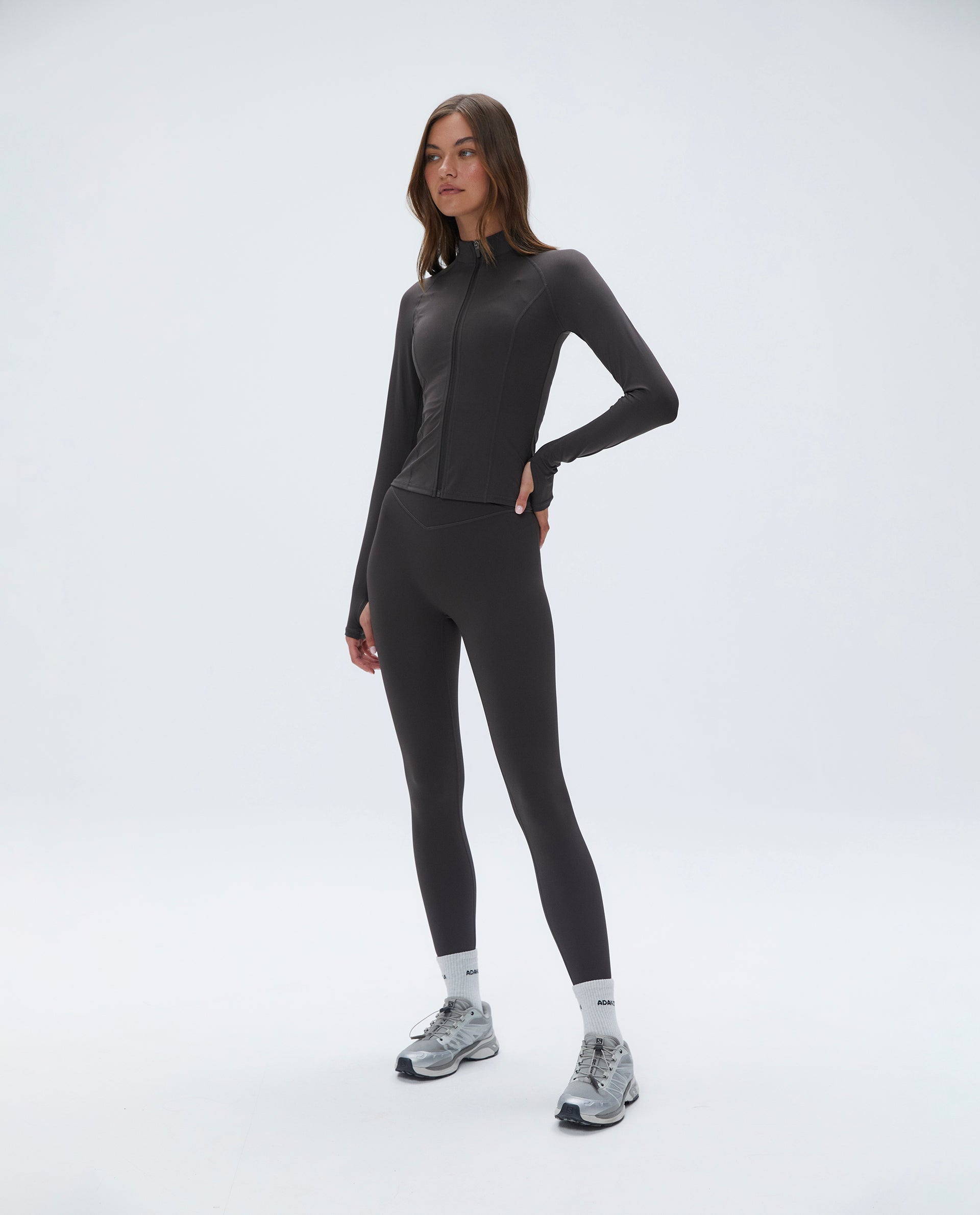 Premium Long Sleeve Zip-Up Hoodie - Soft & Comfortable Pullover for Men & Women | Perfect for Coffee Shops, Outdoor Activities & Casual Wear