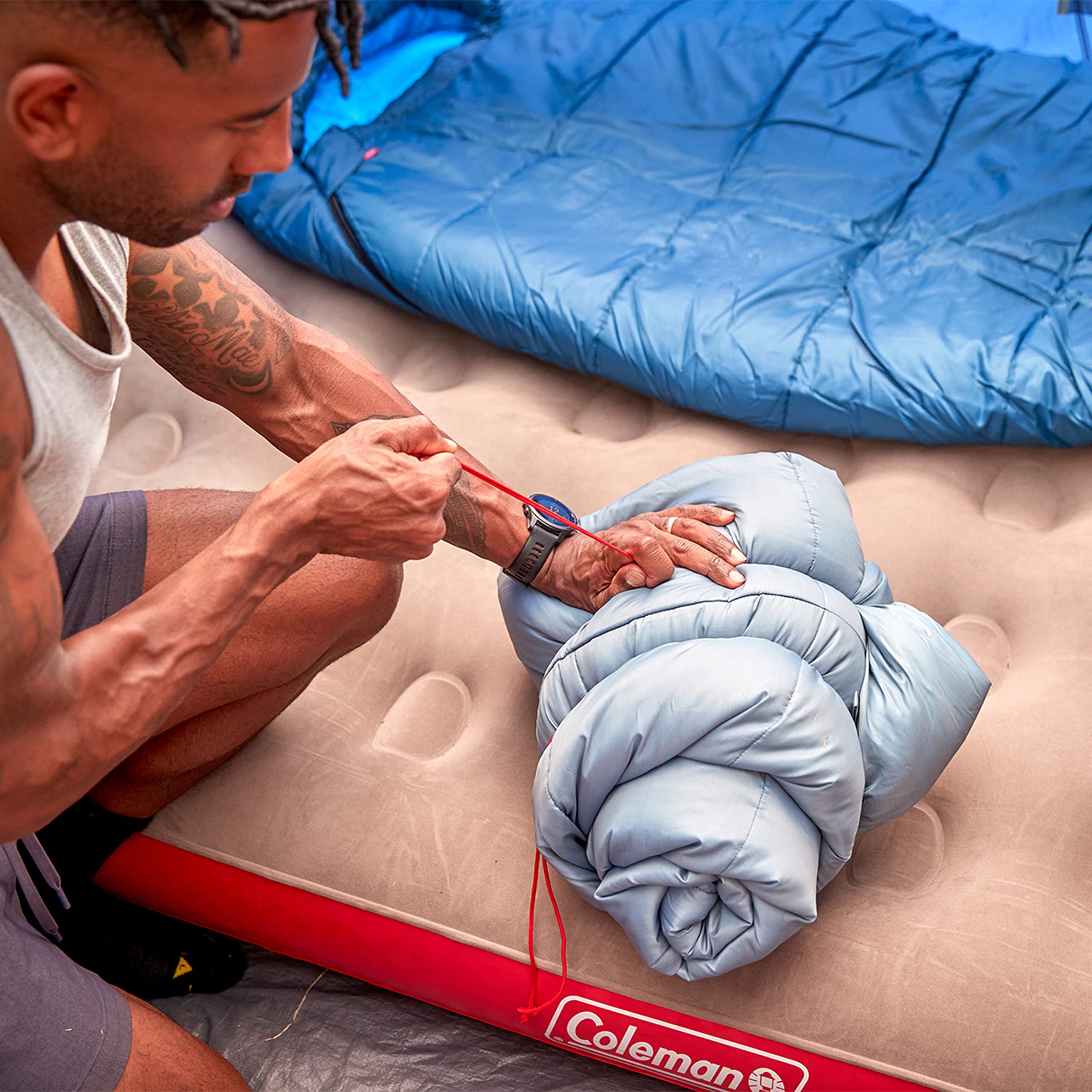 Coleman Sleeping Bag for Camping - Lightweight, Waterproof & Warm for Outdoor Adventures - Perfect for Hiking, Backpacking & Travel