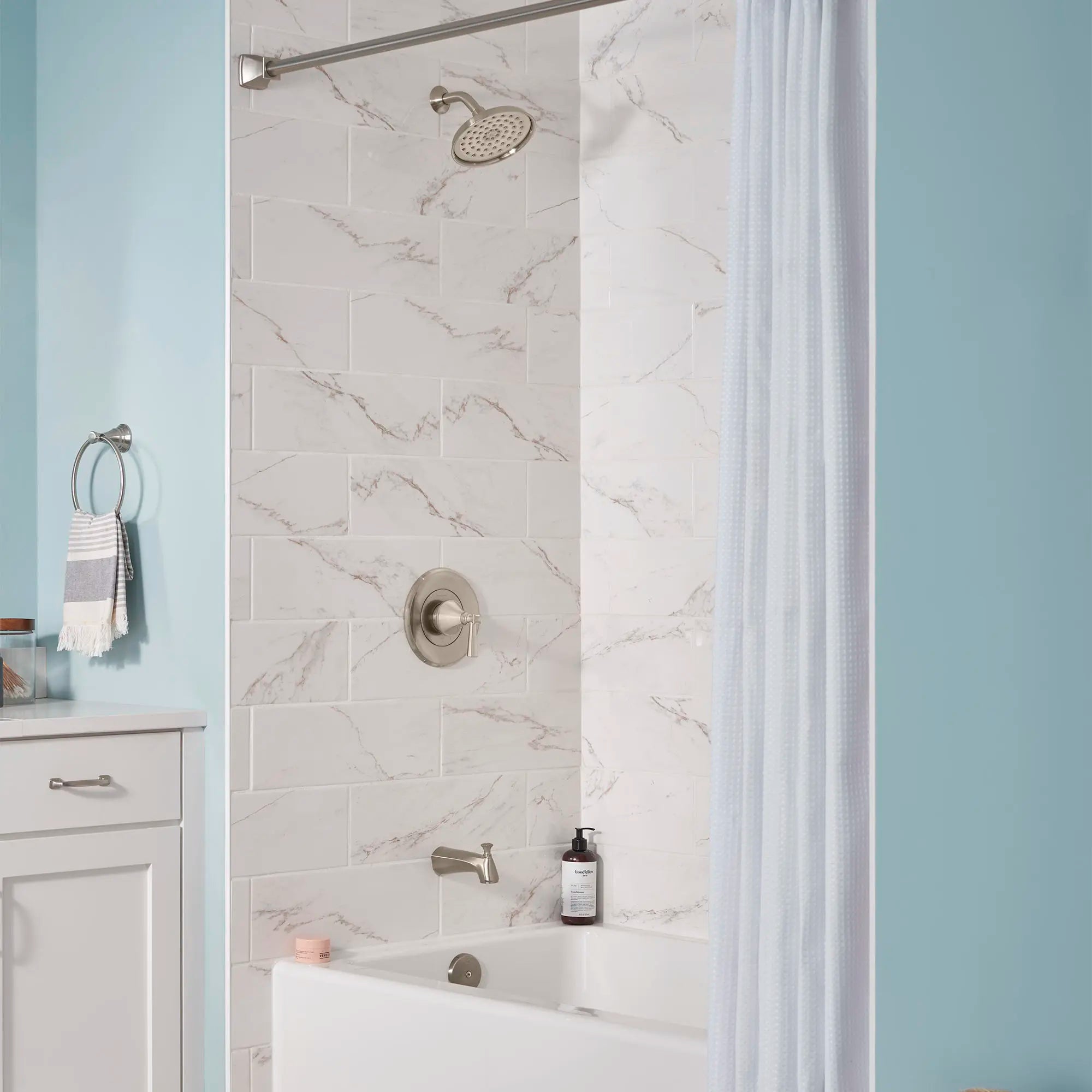 Glenmere 2.5 GPM/6.8 LPM Pressure Balance Tub and Shower Trim Kit with Showerhead & Double Ceramic Cartridge - Perfect for Bathroom Renovation and Modern Home Upgrades