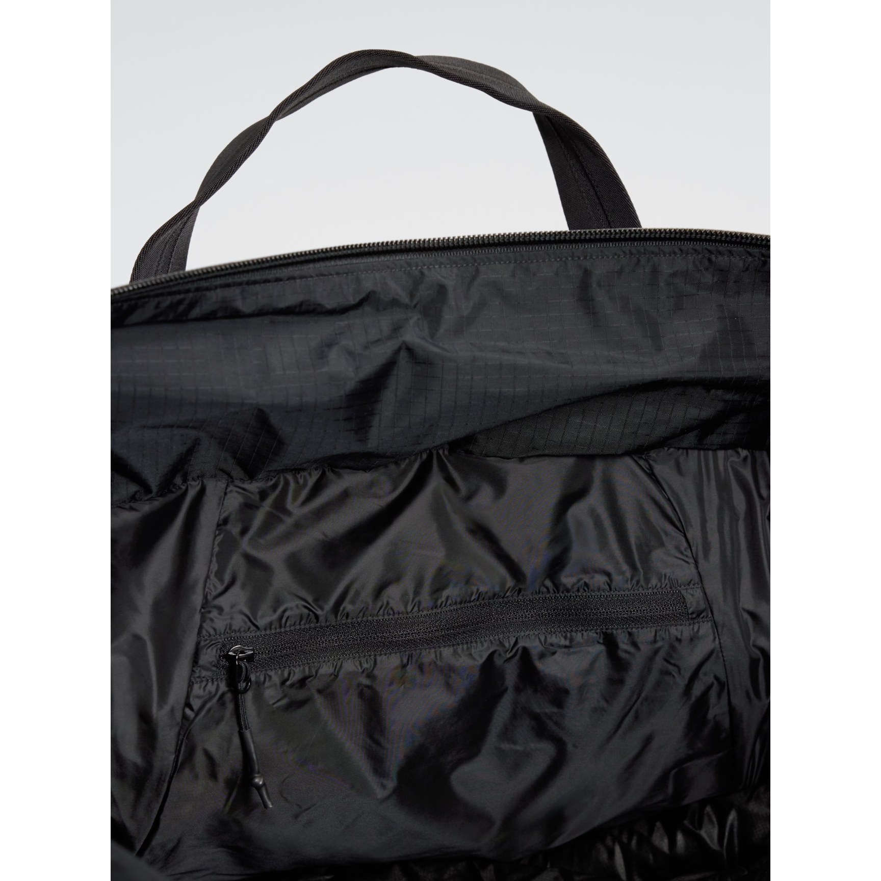 Arc'teryx Ogee Insulated Tote Bag - Waterproof & Lightweight for Women - Perfect for Work, Travel & Outdoor Adventures