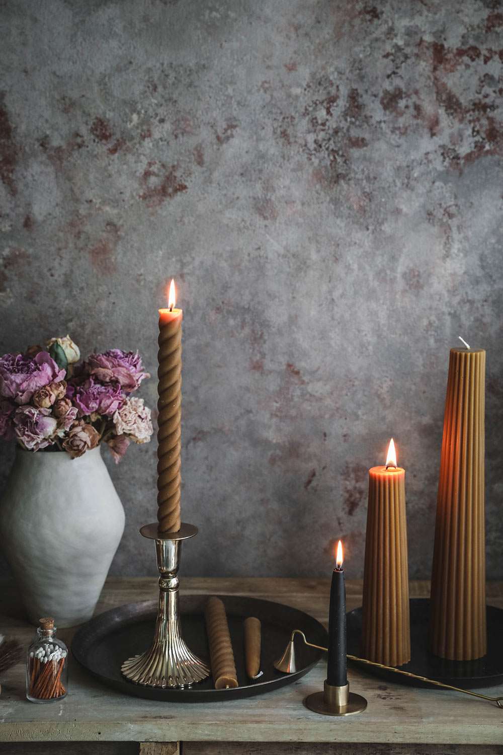 Natural Beeswax Fluted Pillar Candle - Handmade, Eco-Friendly, Long-Lasting for Home Decor, Wedding Centerpieces & Romantic Ambiance