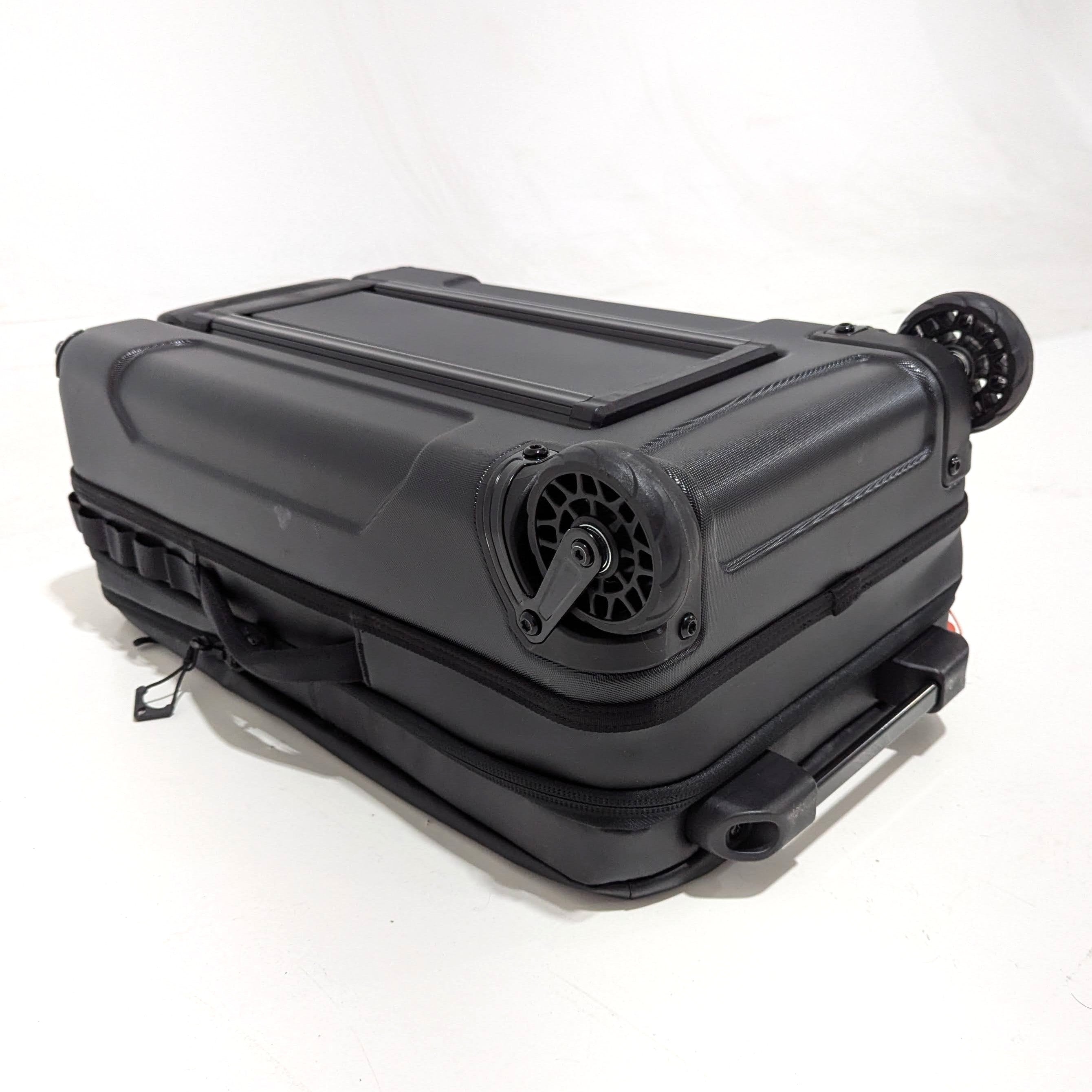 WANDRD Transit Carry On Roller Bag 40L - Black | Premium Used Luggage for Travel & Business Trips | Durable Spinner Suitcase with Smooth Wheels