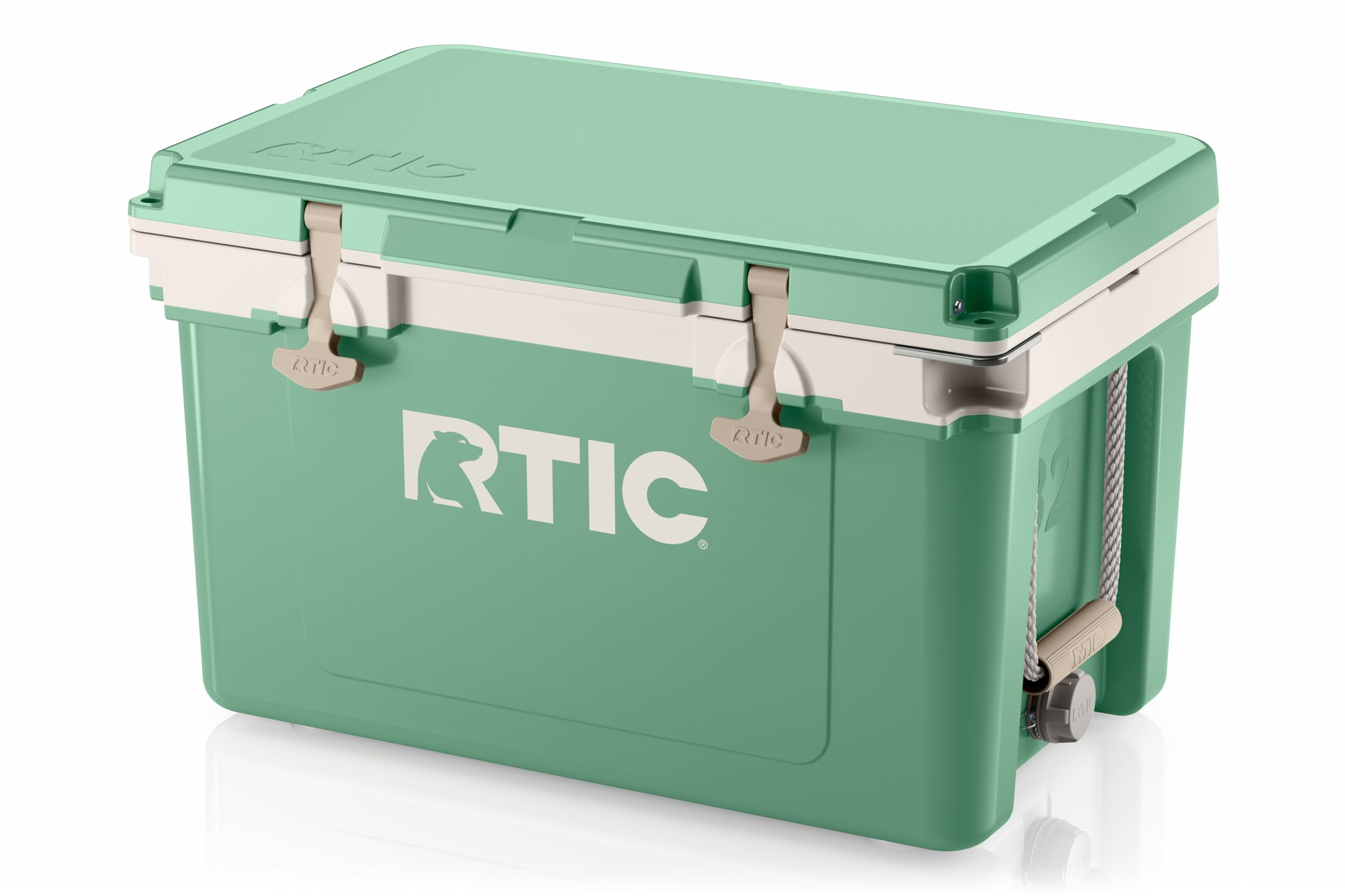 RTIC Ultra-Light 32 Quart Hard Cooler - Insulated Ice Chest for Drinks, Beverages, Camping & Outdoor Activities | 30% Lighter Than Rotomolded Coolers | Perfect for Beach, Picnic, Fishing, Boating & BBQ Parties