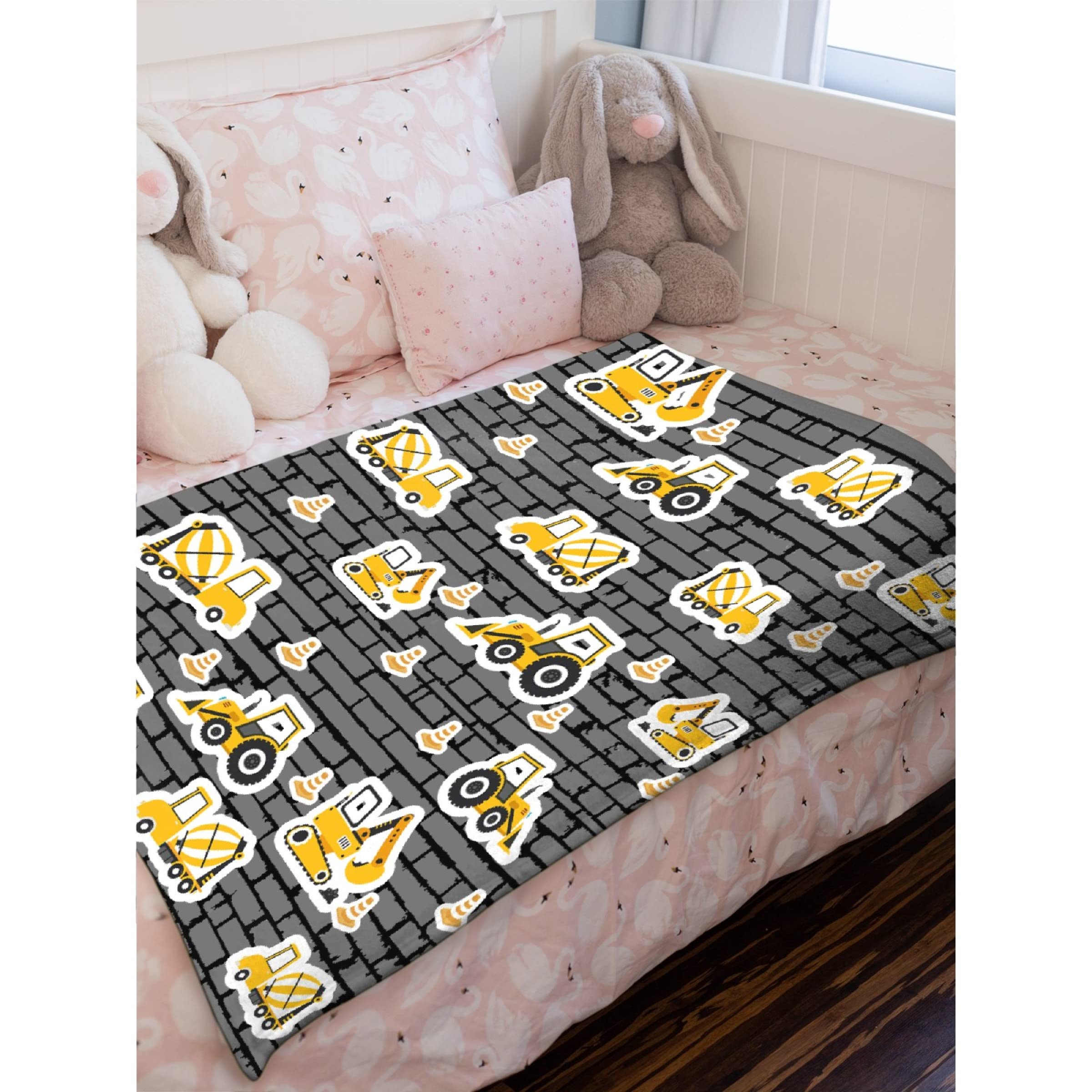 Cute Cartoon Gray Car Blanket for Kids - Super Soft Flannel Blanket (120x90 inches) - Warm & Cozy for Bed, Couch, Sofa - Perfect for Family Road Trips, Camping & Winter Snuggles