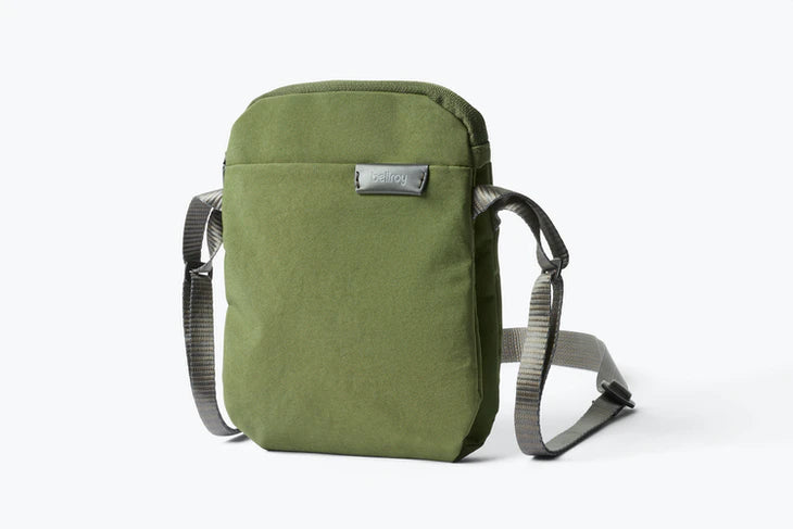 Bellroy City Pouch - Premium Compact Crossbody Bag for Men & Women | Water-Resistant Travel Organizer | Perfect for Daily Commute, Travel & Outdoor Adventures