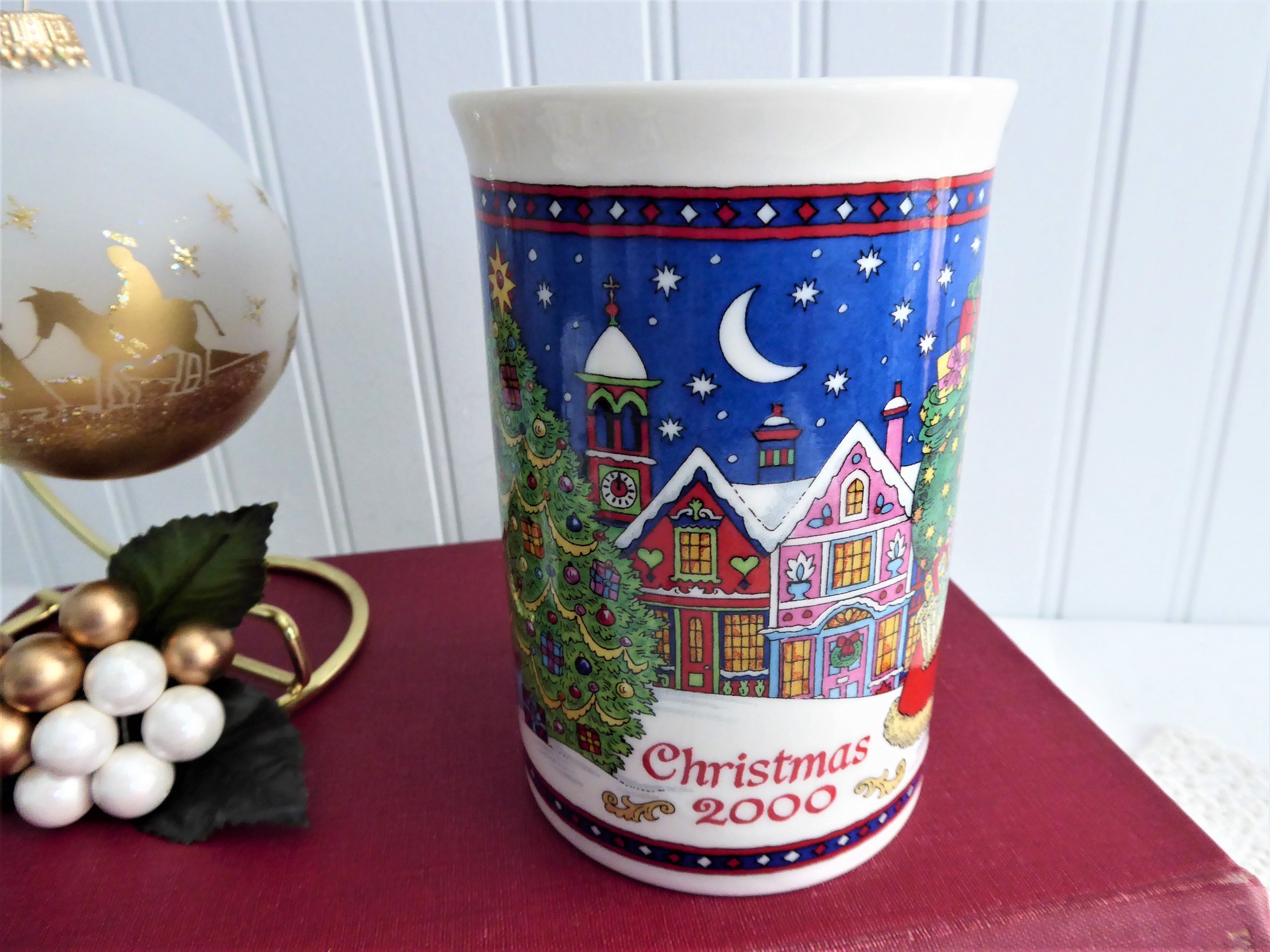 Dunoon Father Christmas Mug 2000 - Sue Scullard Santa Claus Stoneware Coffee Cup - Perfect for Holiday Gifts & Christmas Morning Coffee