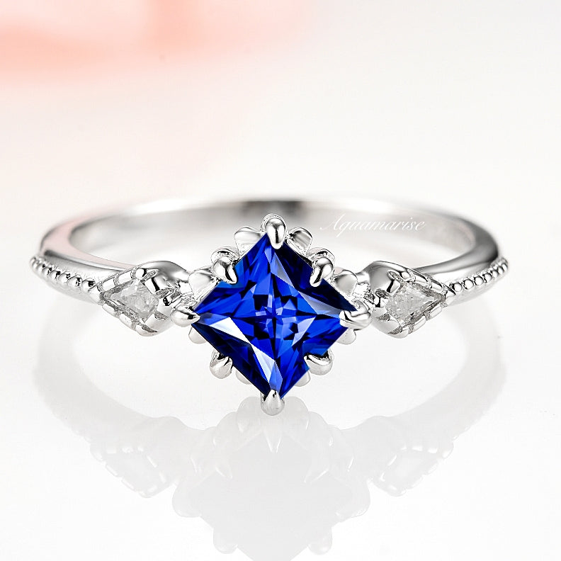 Exquisite Princess Cut Blue Sapphire Engagement Ring in 925 Sterling Silver - Perfect for Proposals, Anniversaries & Romantic Gifts