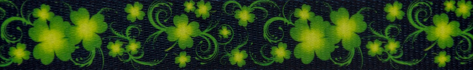 Country Brook Design - Clovers in The Wind Polyester Webbing Dog Collar - Durable & Stylish Pet Accessory for Small & Medium Dogs - Perfect for Daily Walks & Outdoor Adventures